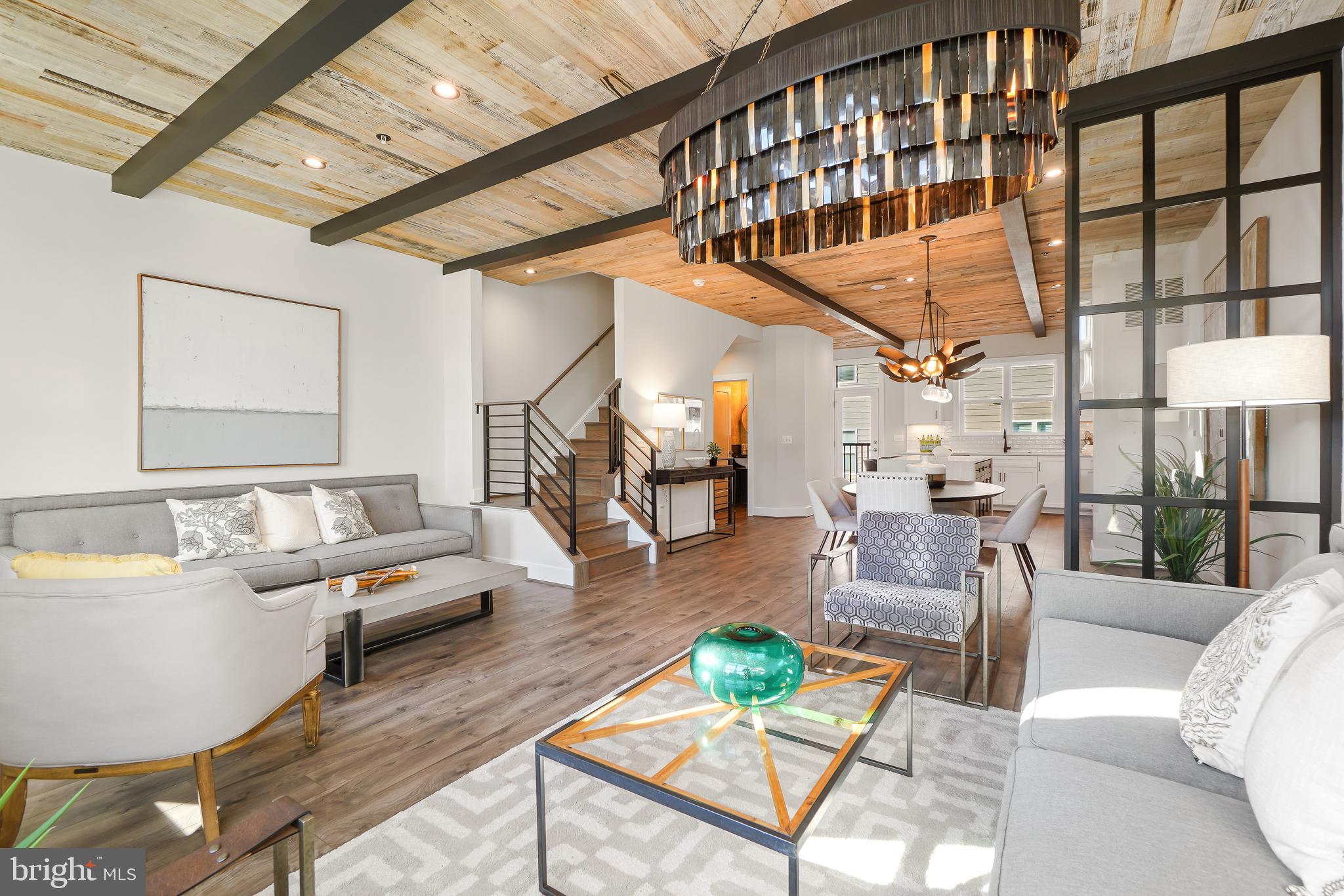 TOWER OAKS - Residential