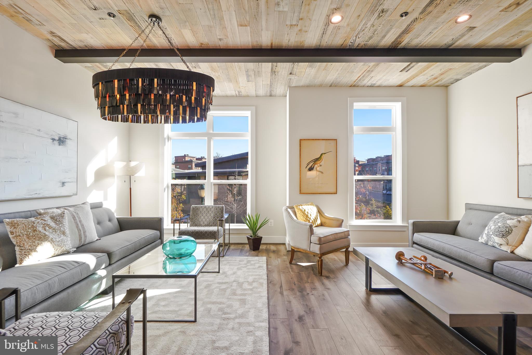 TOWER OAKS - Residential