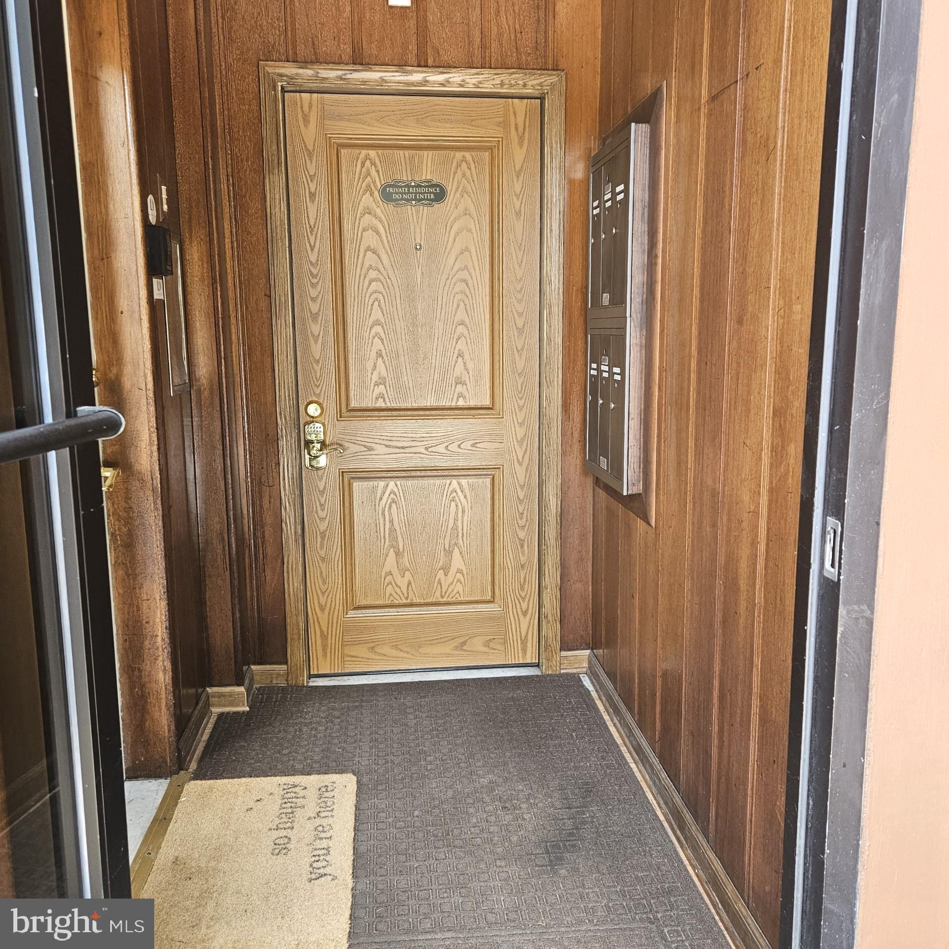 PHILADELPHIA (SOUTH) - Commercial Sale