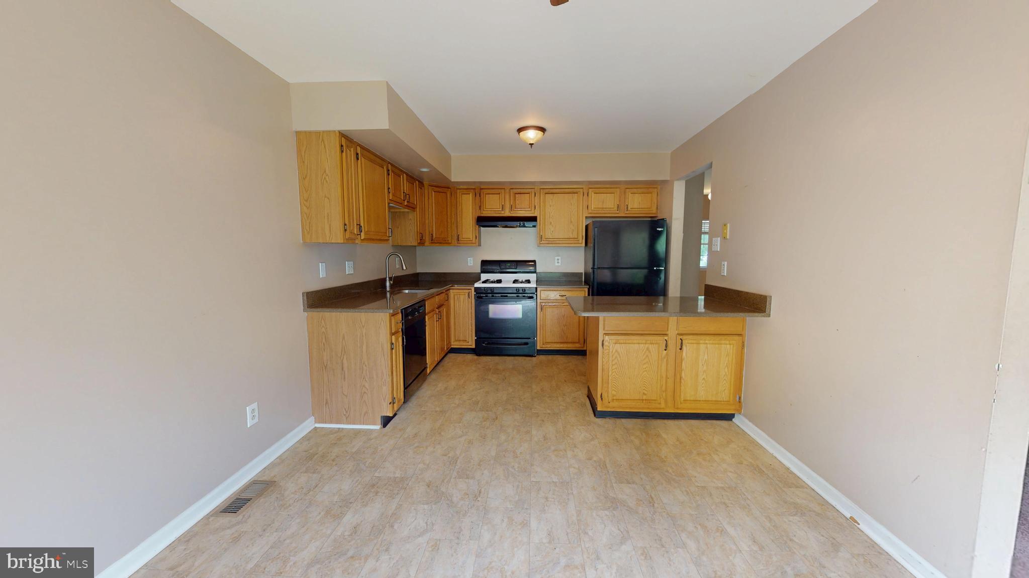 CABIN RUN ESTS - Residential