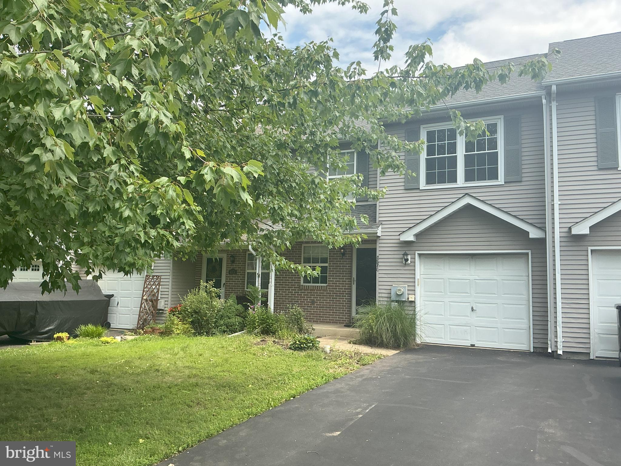 CABIN RUN ESTS - Residential
