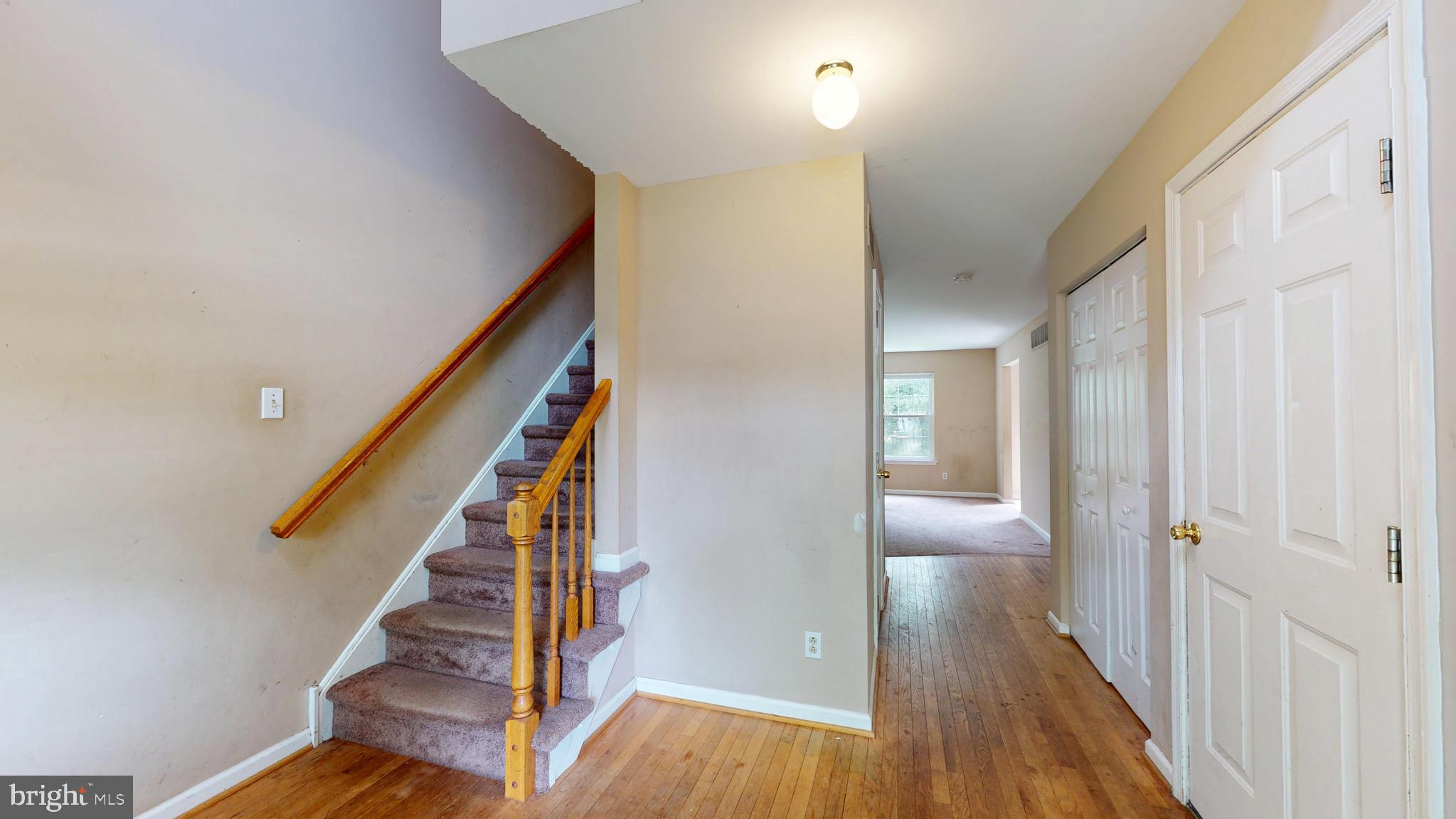 CABIN RUN ESTS - Residential