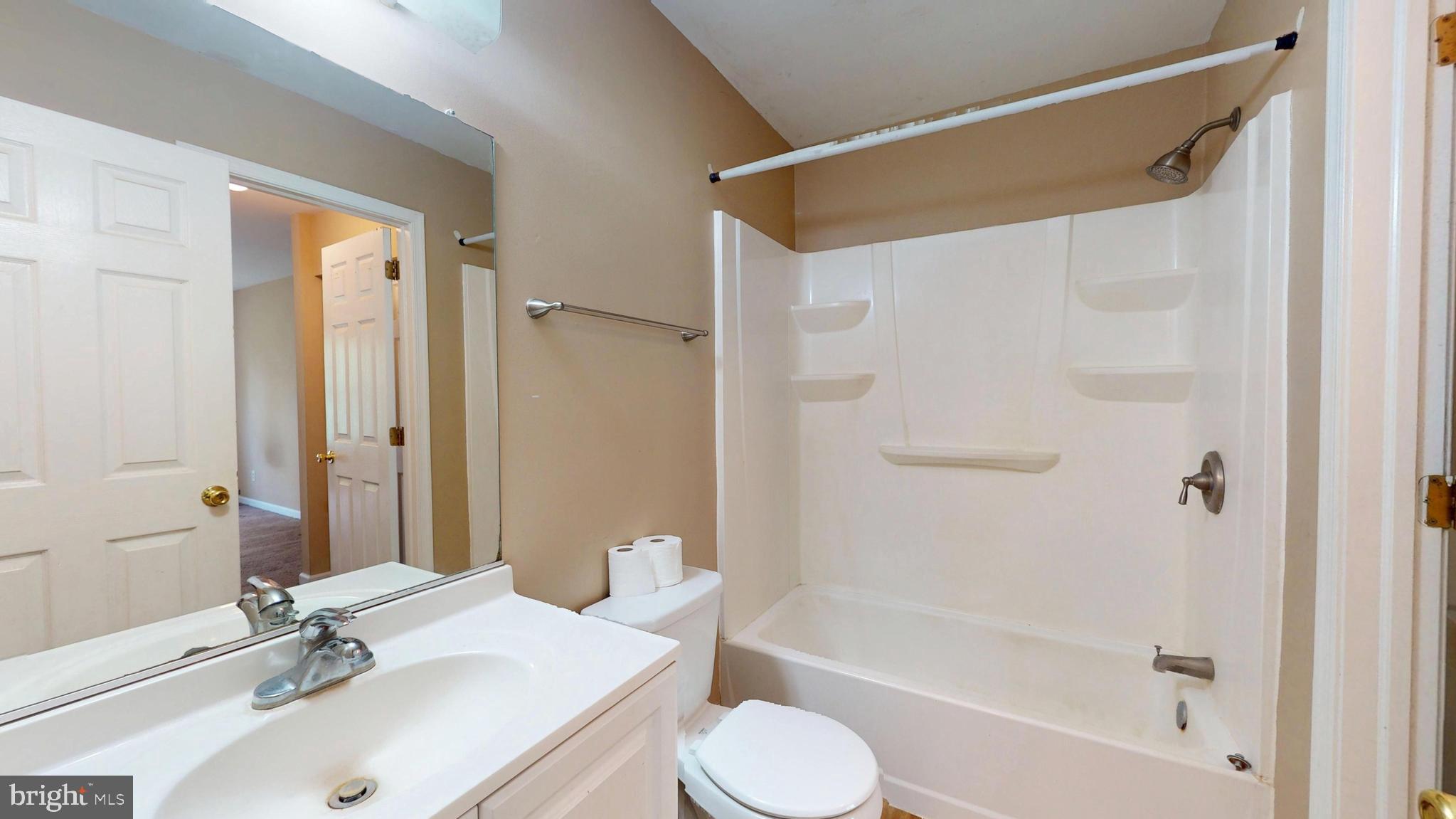 CABIN RUN ESTS - Residential