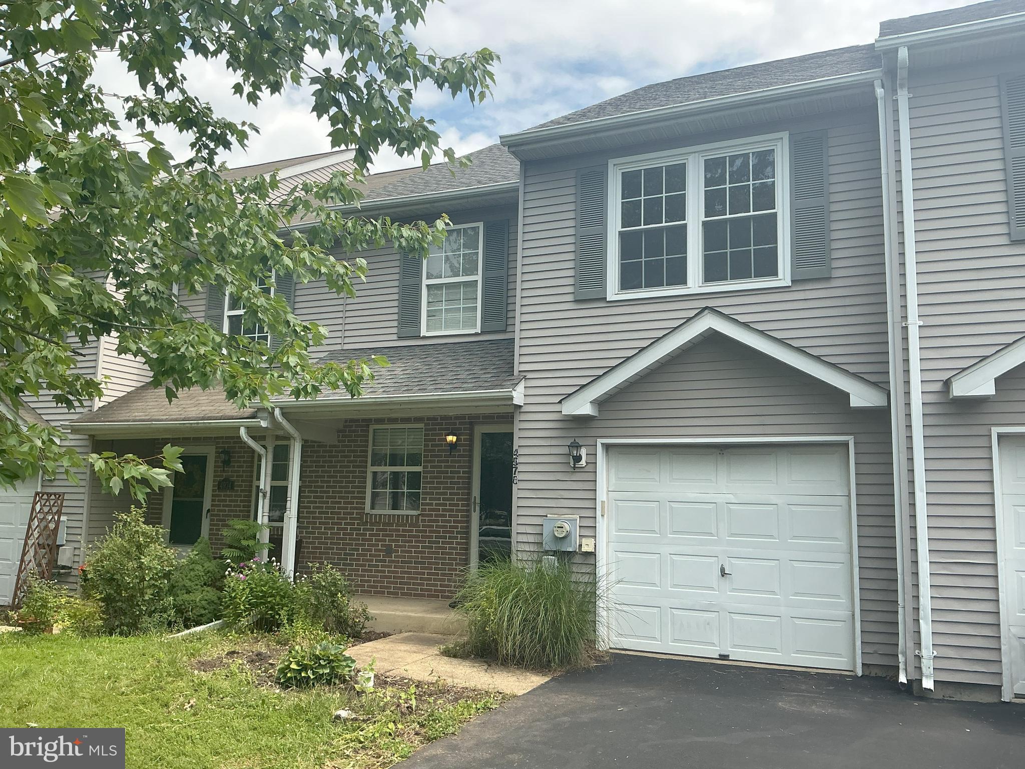 CABIN RUN ESTS - Residential