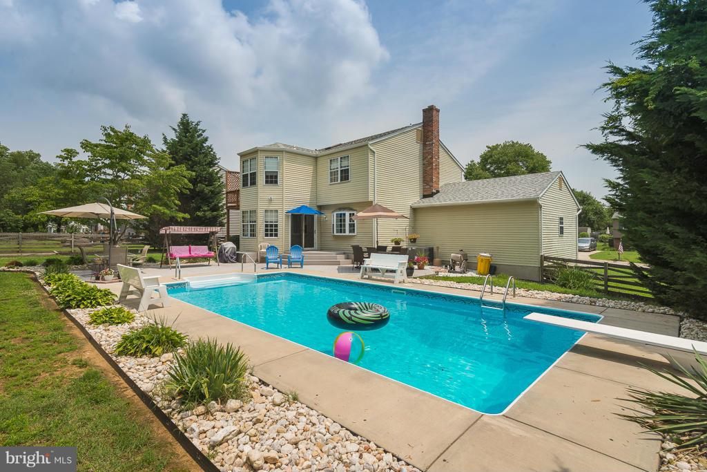 GREENHILL MANOR - Residential