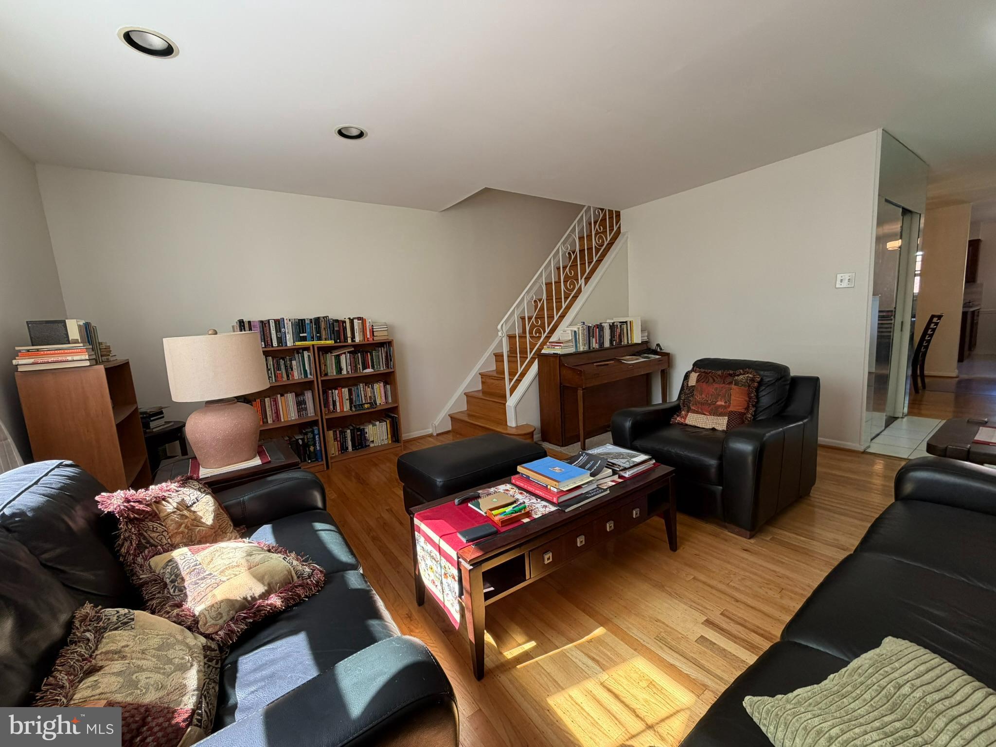 SOMERTON - Residential