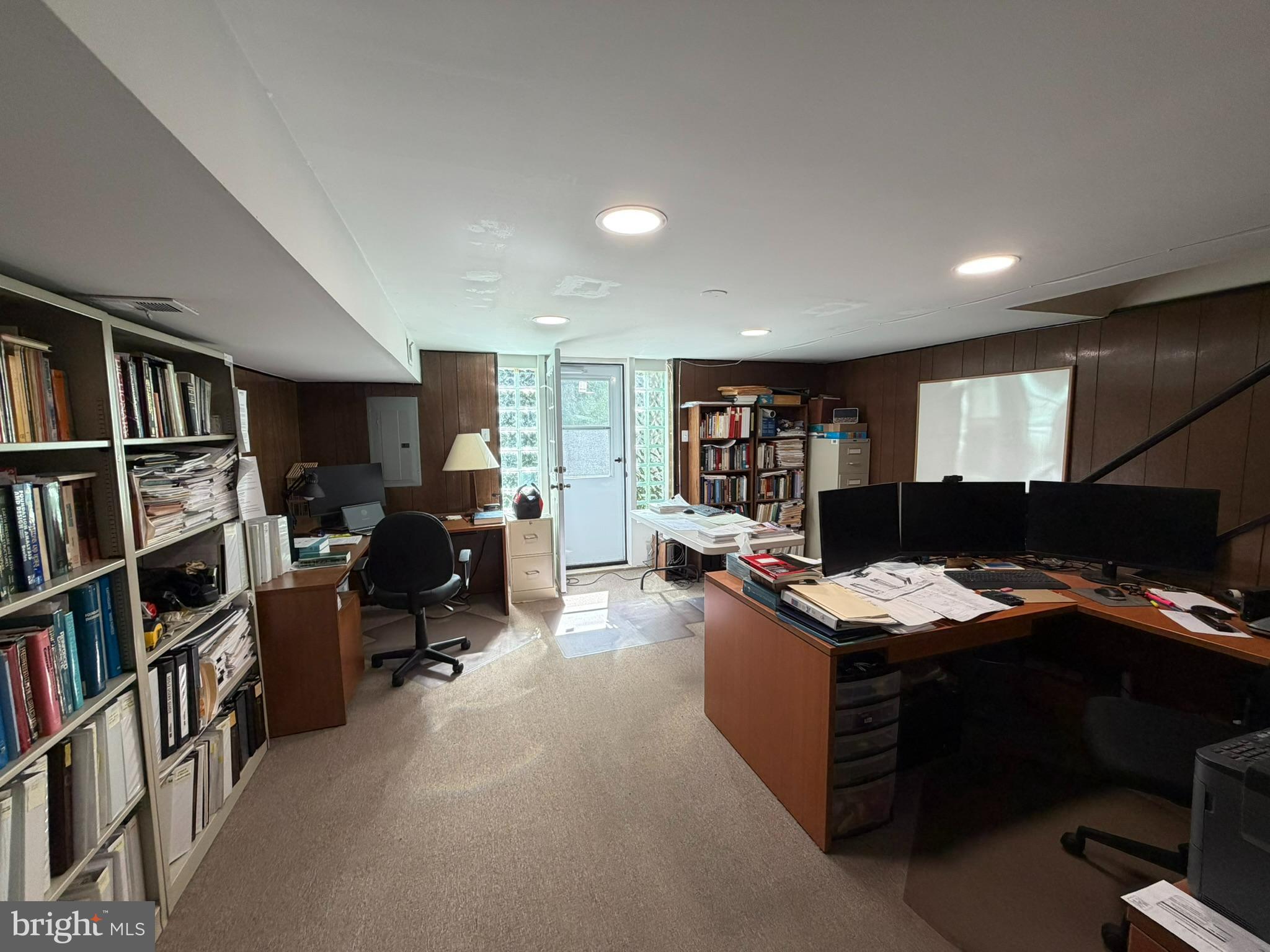 SOMERTON - Residential