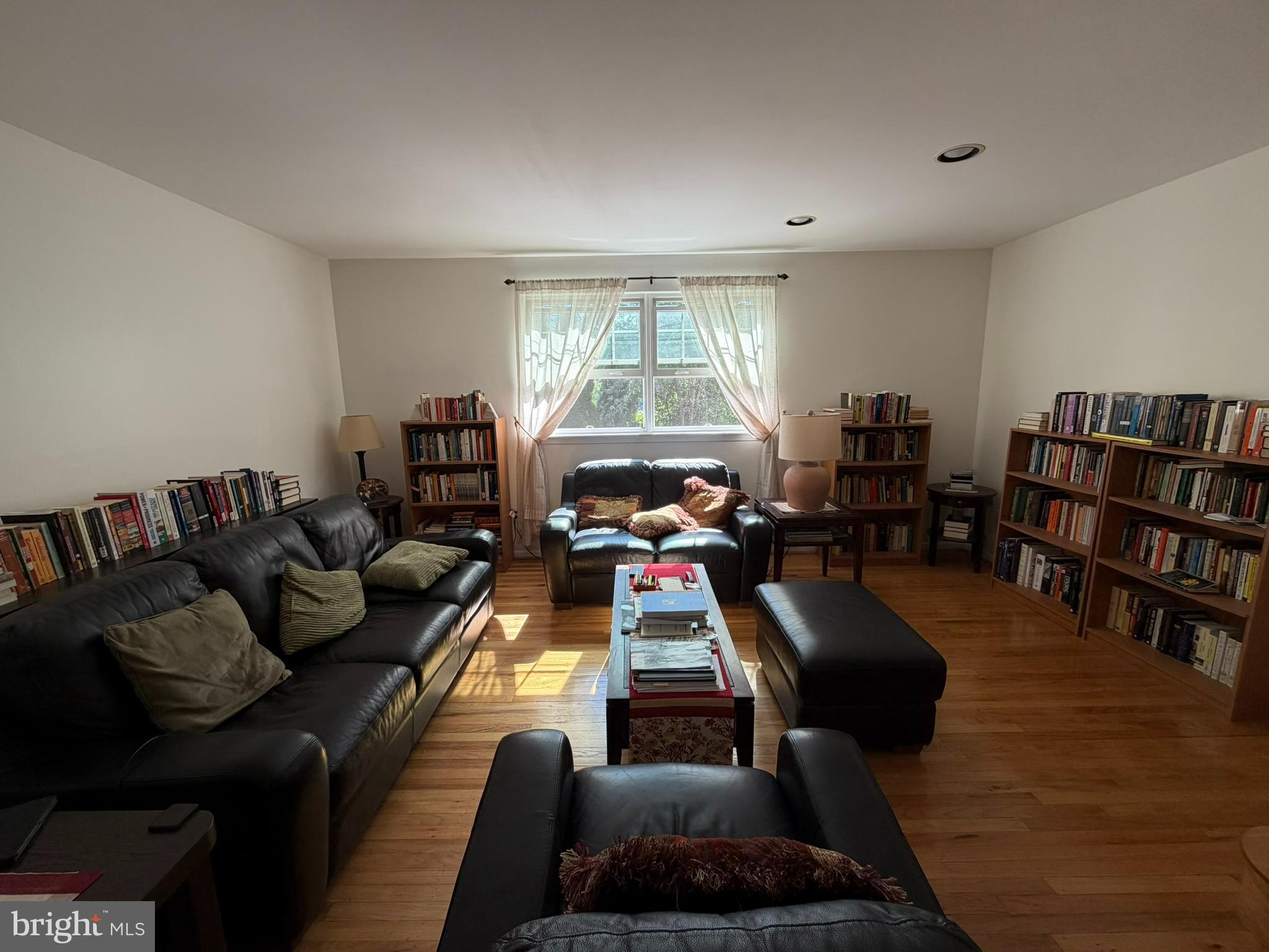 SOMERTON - Residential