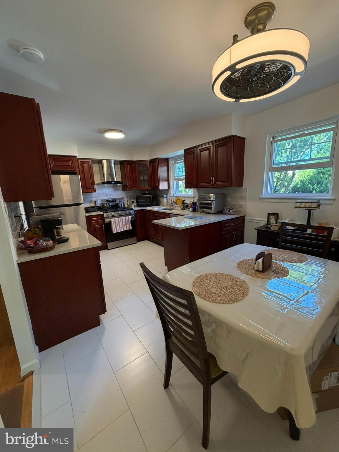 SOMERTON - Residential