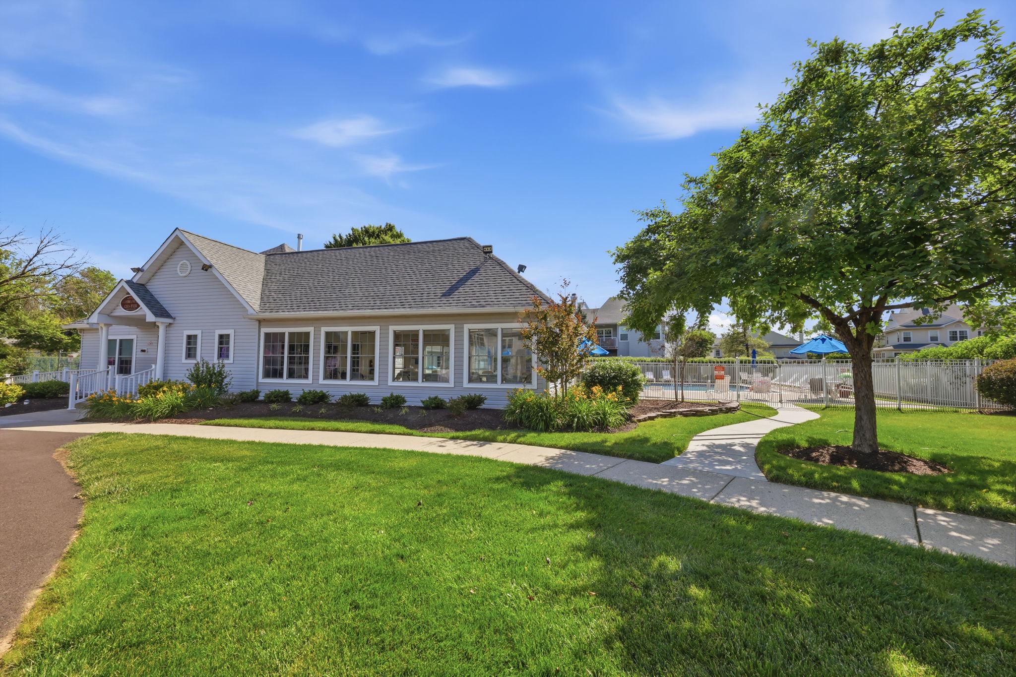 BROOKSTONE - Residential