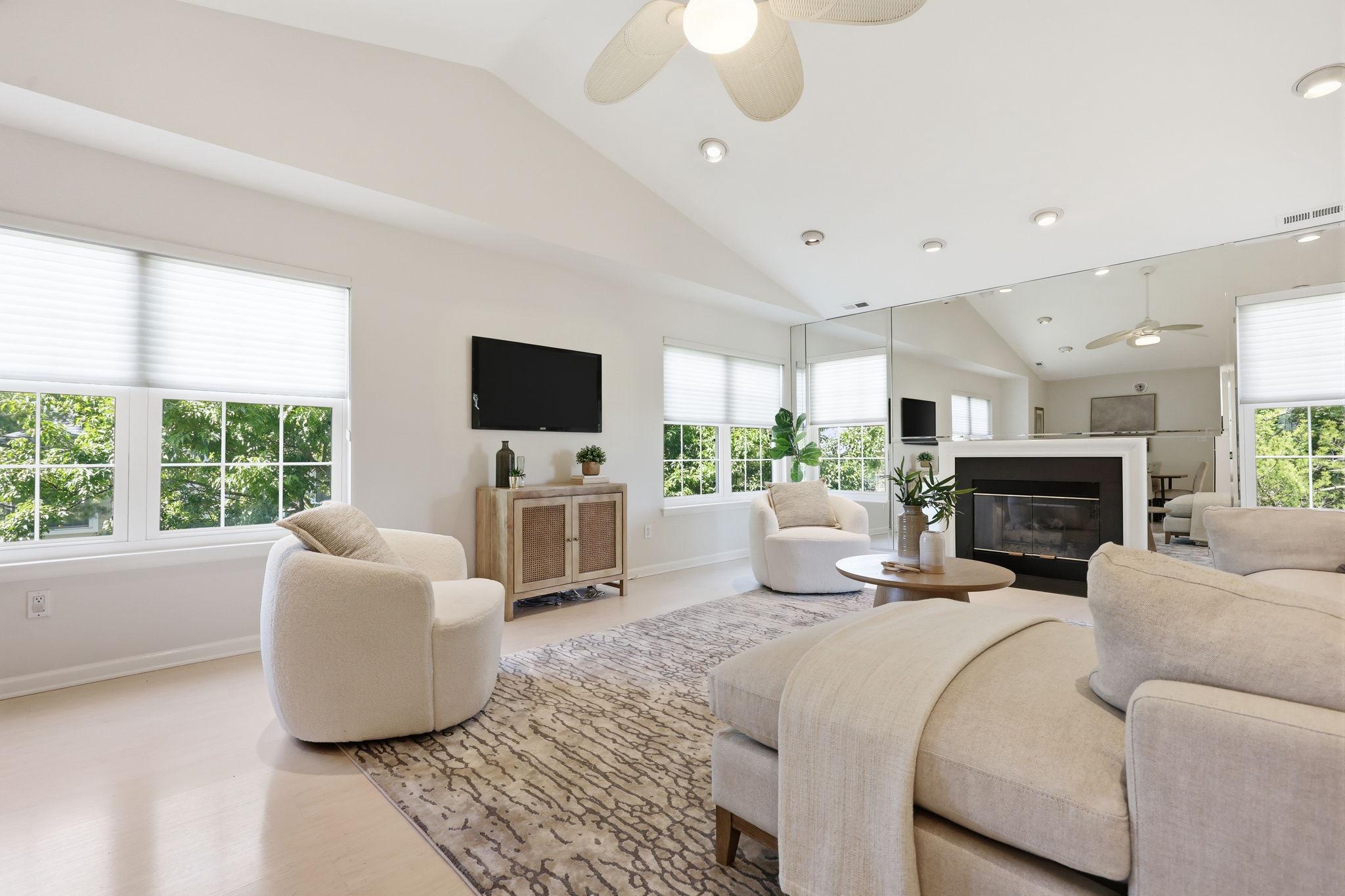 BROOKSTONE - Residential