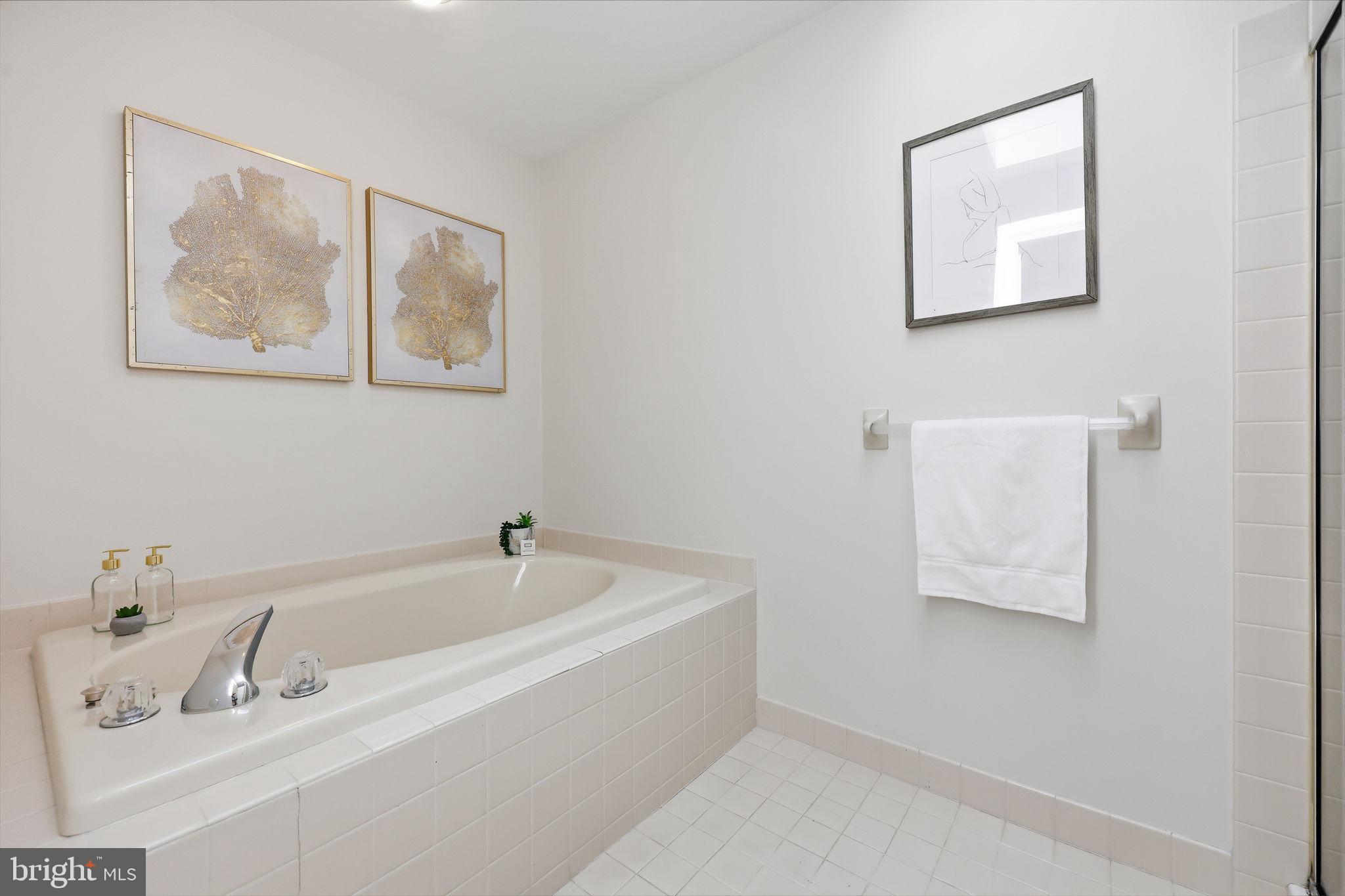 BROOKSTONE - Residential
