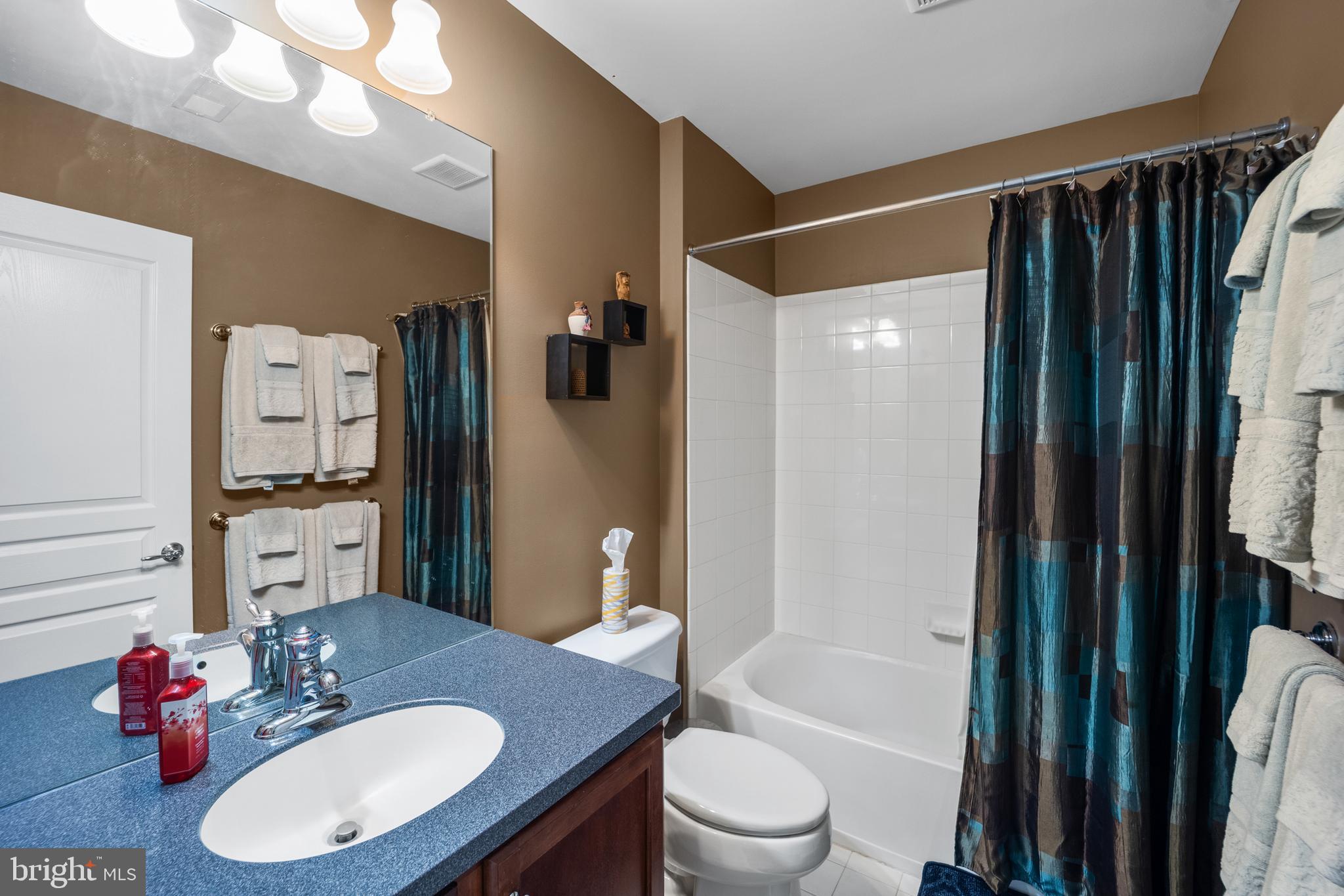 TRADITIONS AT CHRISTIANA - Residential