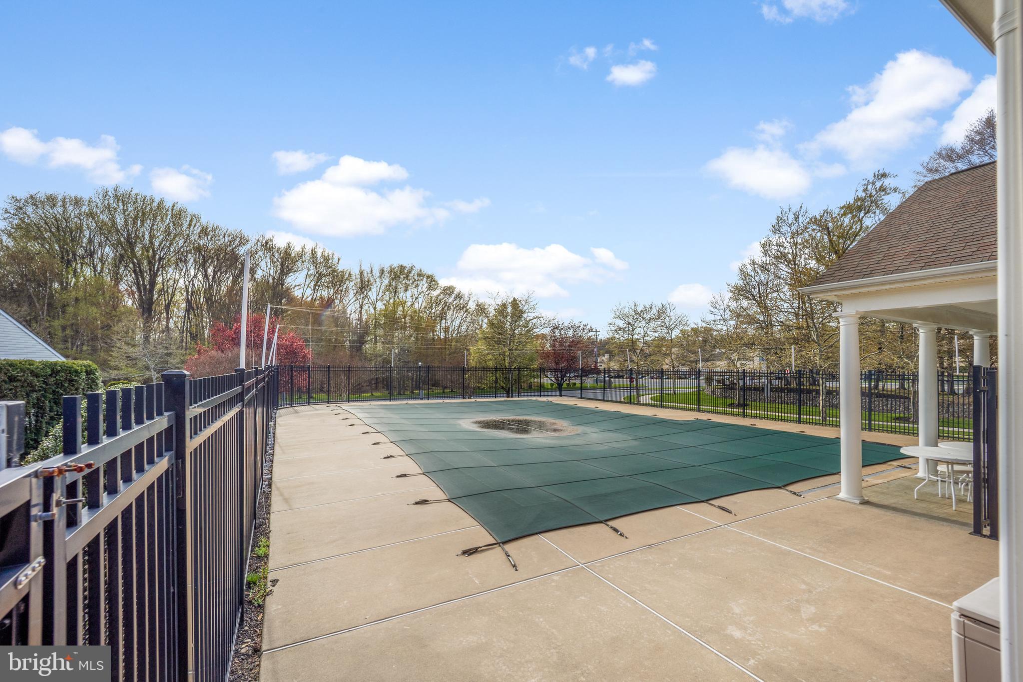 TRADITIONS AT CHRISTIANA - Residential