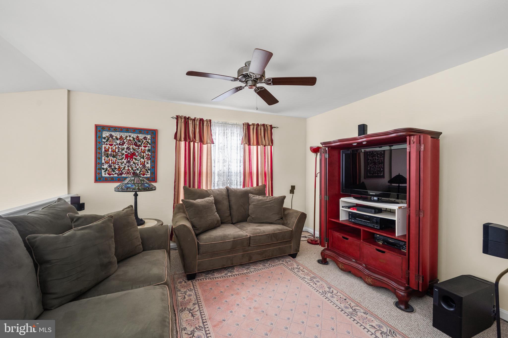 TRADITIONS AT CHRISTIANA - Residential