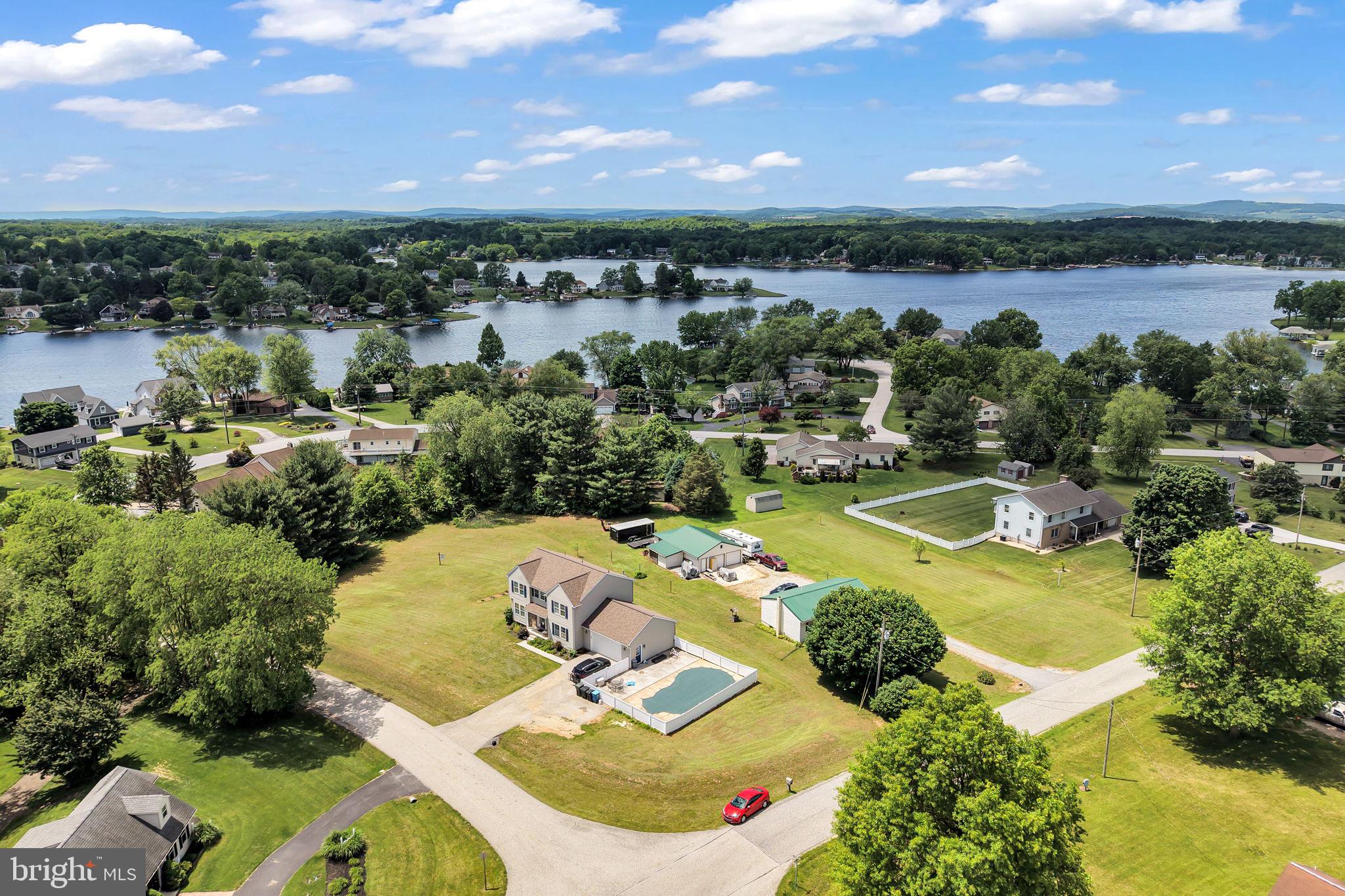 LAKE MEADE - Residential