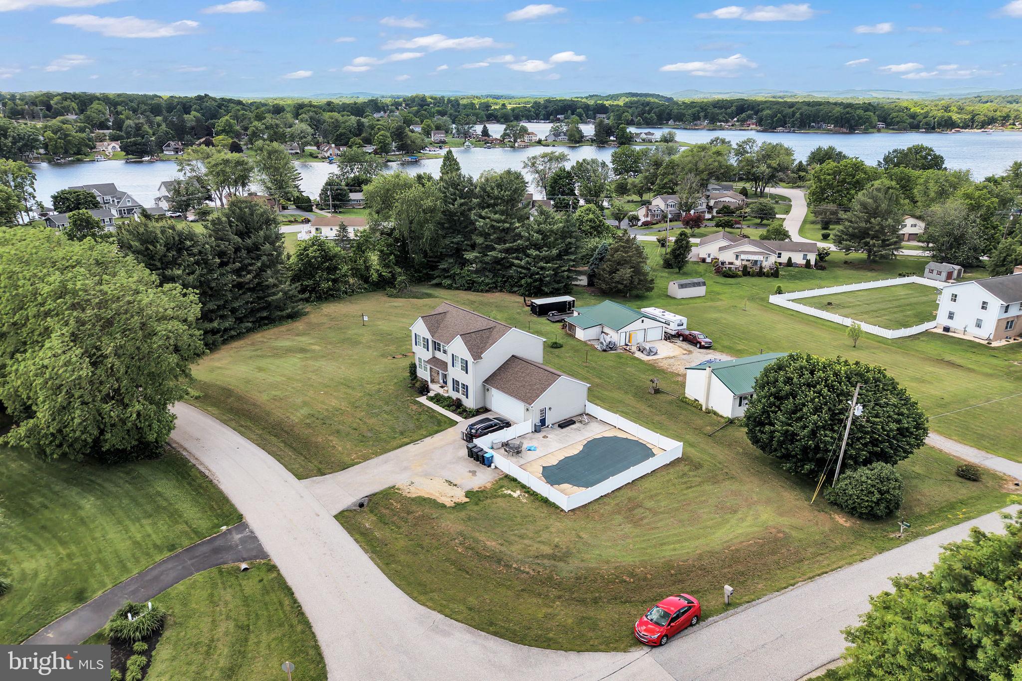 LAKE MEADE - Residential