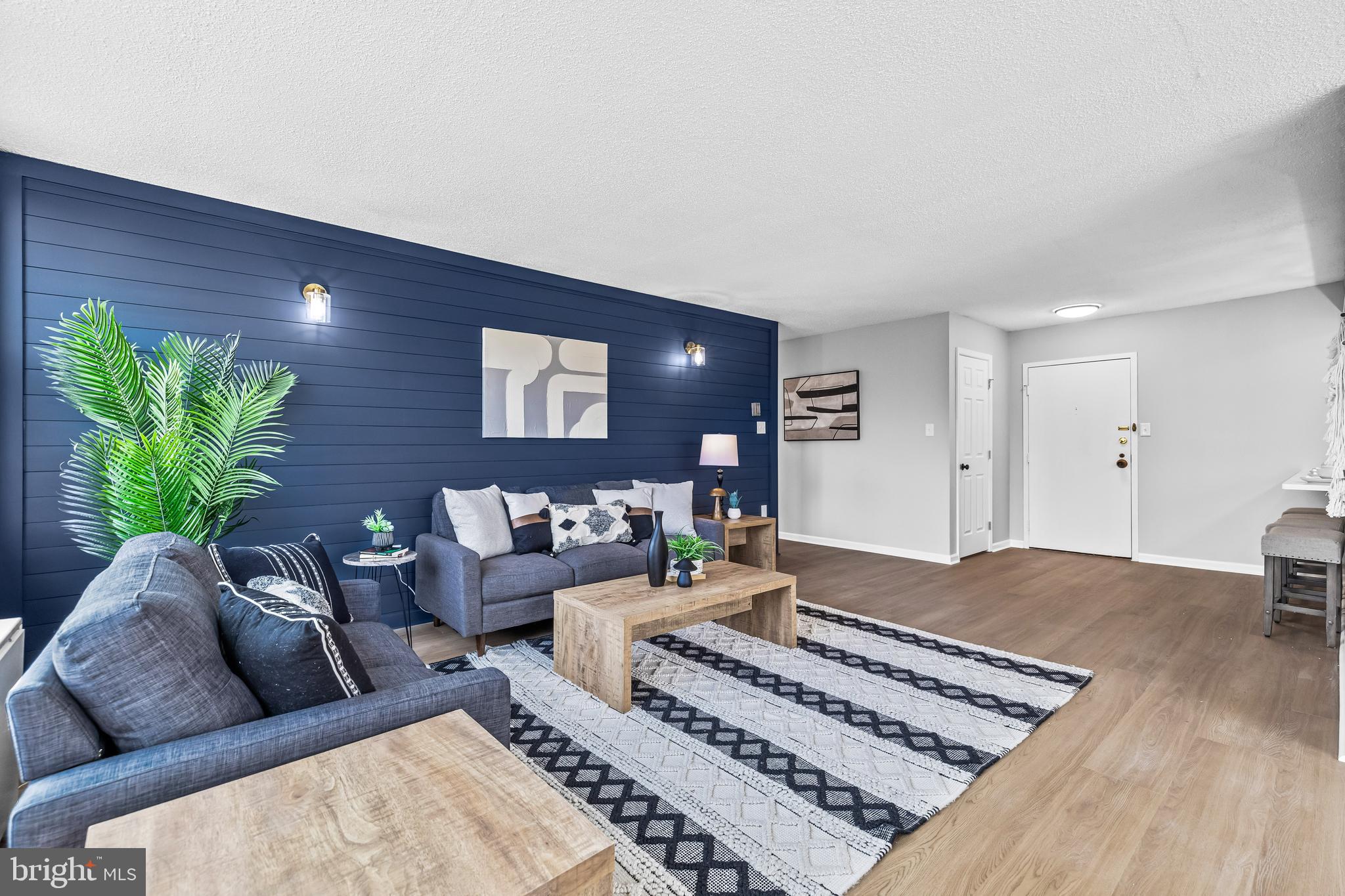 ROLAND PARK - Residential