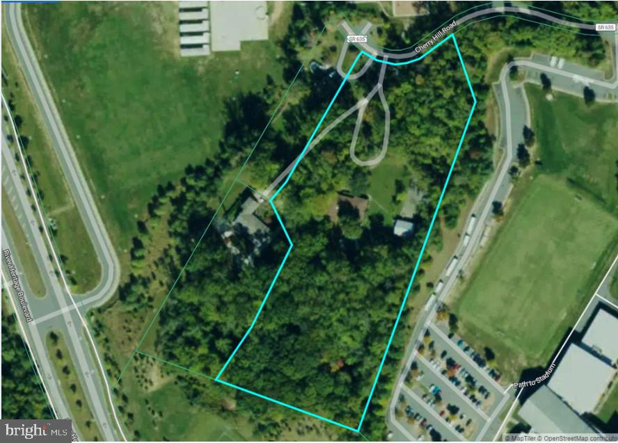 5.28 acres of strategically located land in Dumfries, VA—immediately adjacent to the Potomac Shores master-planned community. Surrounded by successful projects by Pulte, Ryan Homes, Stanley Martin, Brookfield Residential, and Drees Homes. Current zoning is A-1; future land use supports higher-density residential development. Public water/sewer nearby. Gentle topography and easy access to Route 1, I-95, VRE, and the planned casino make this a prime candidate for rezoning and residential infill. Potential for high yield with county approval. Ideal for builders, developers, or long-term investors seeking high-growth corridors with proven absorption.