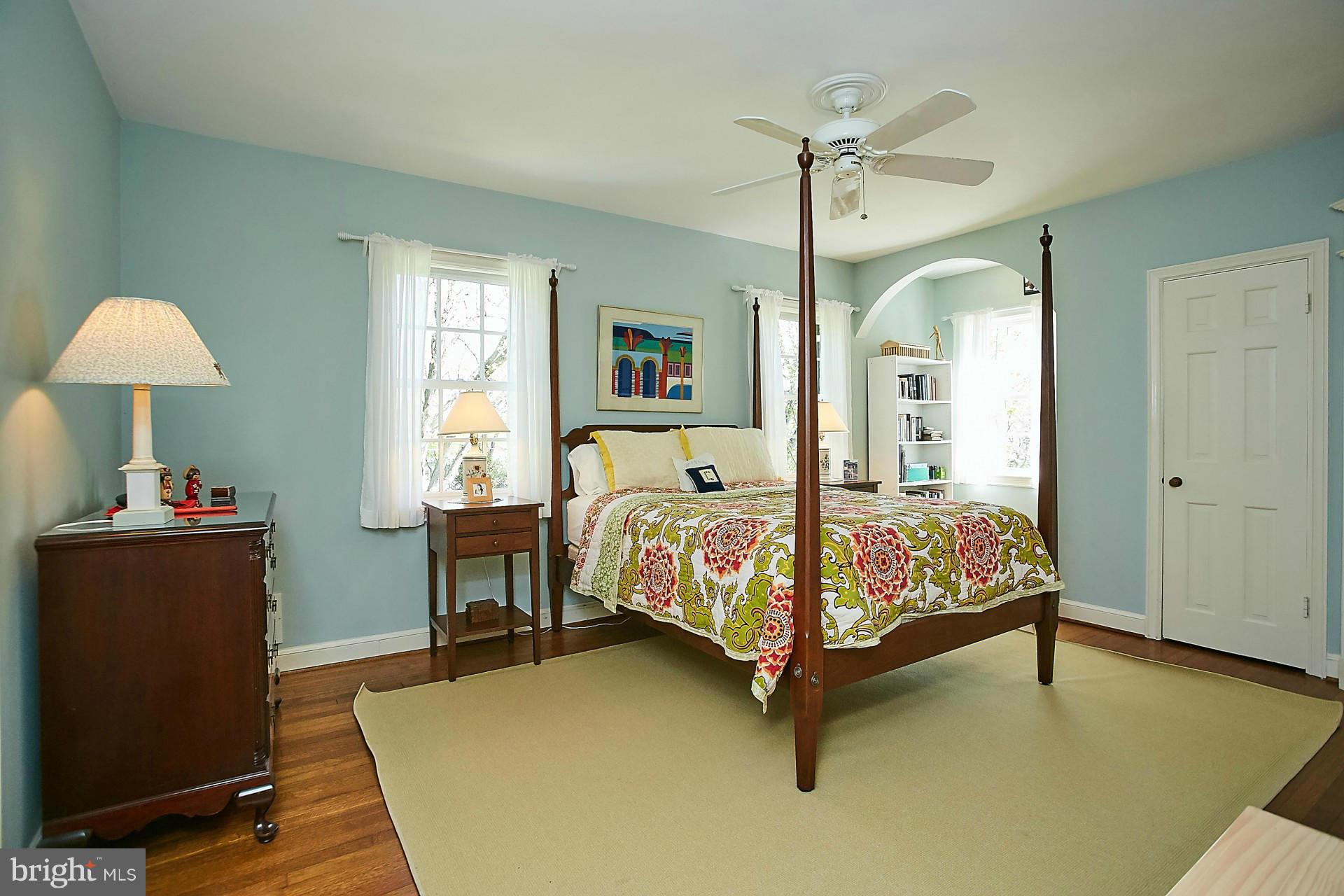 LANGLEY OAKS - Residential