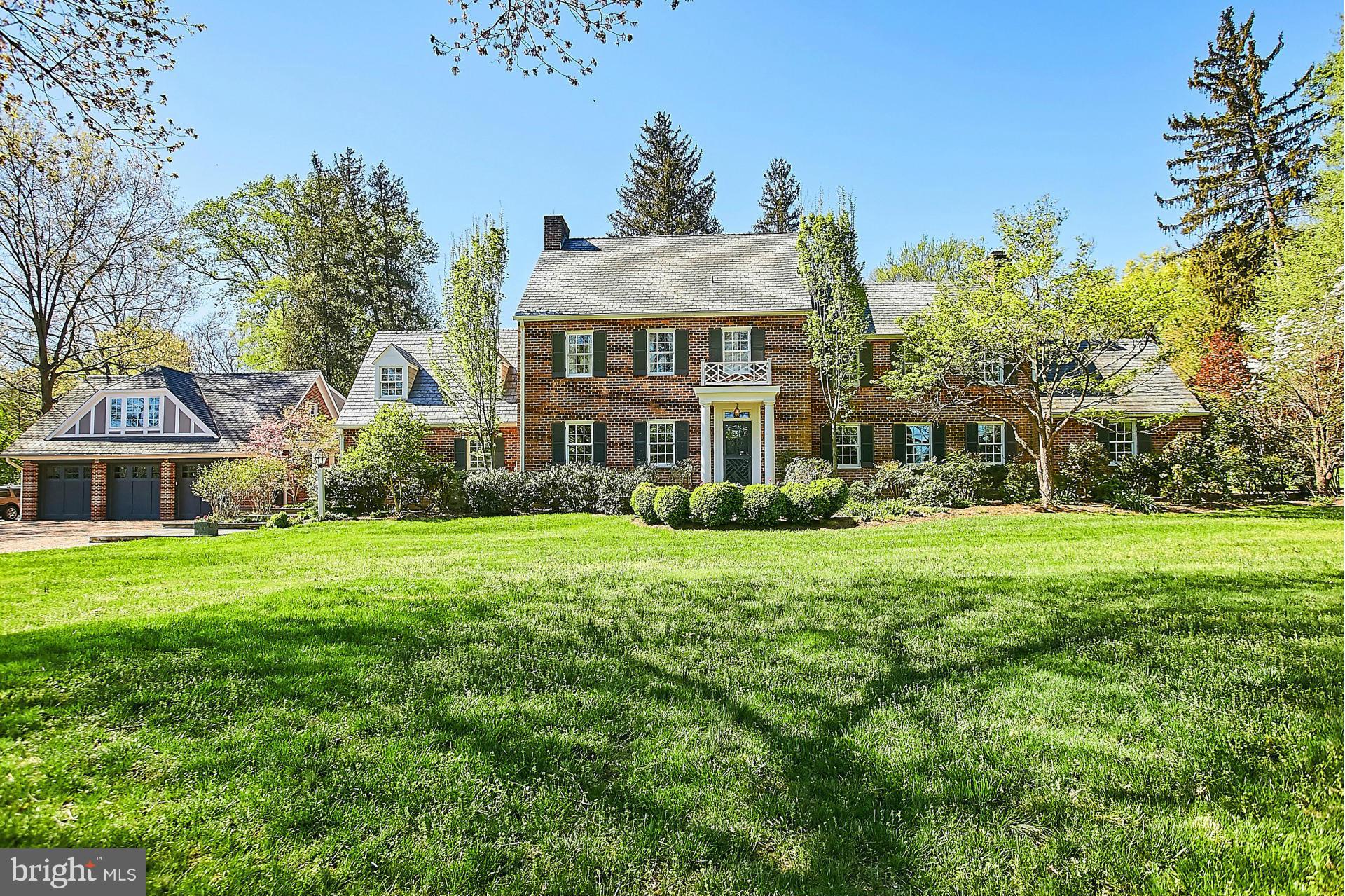 LANGLEY OAKS - Residential