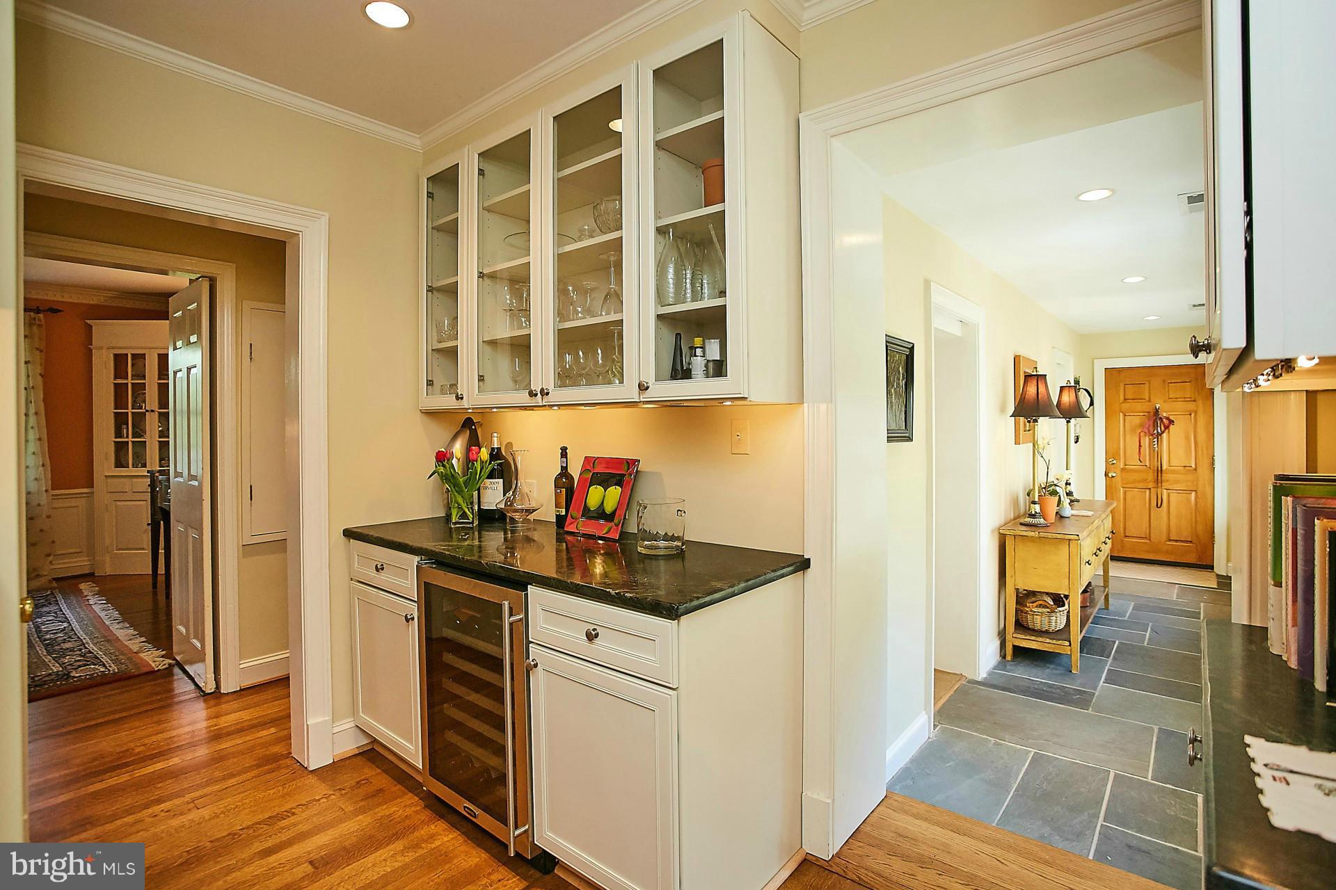 LANGLEY OAKS - Residential