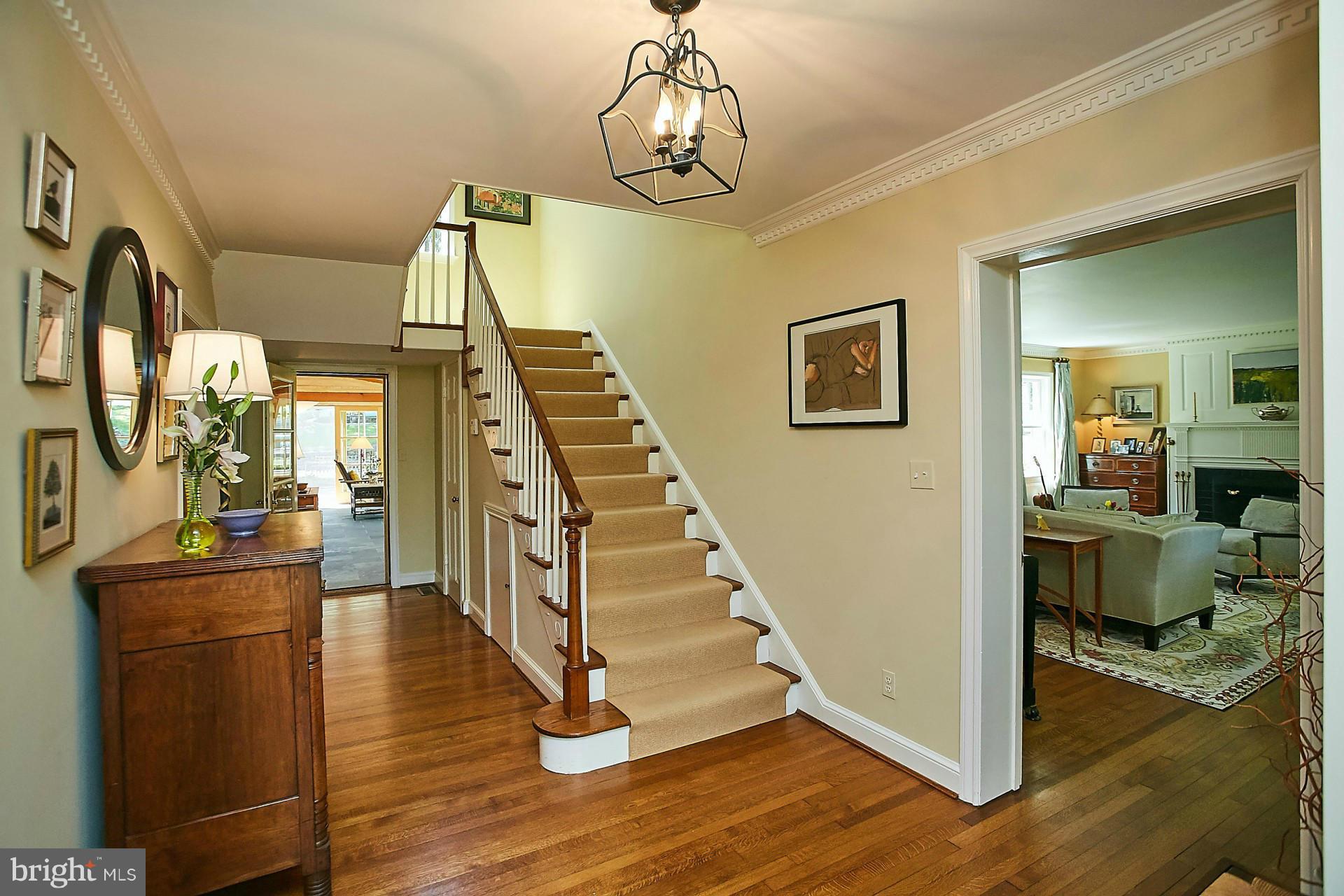 LANGLEY OAKS - Residential