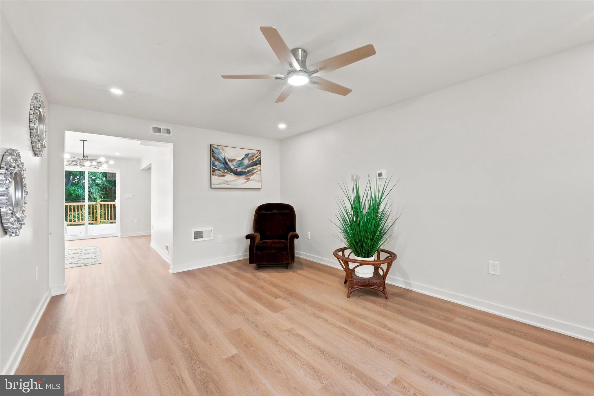 DELMAR VILLAGE - Residential