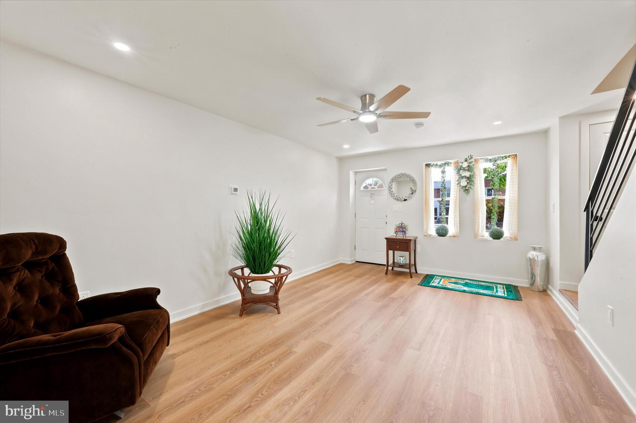 DELMAR VILLAGE - Residential