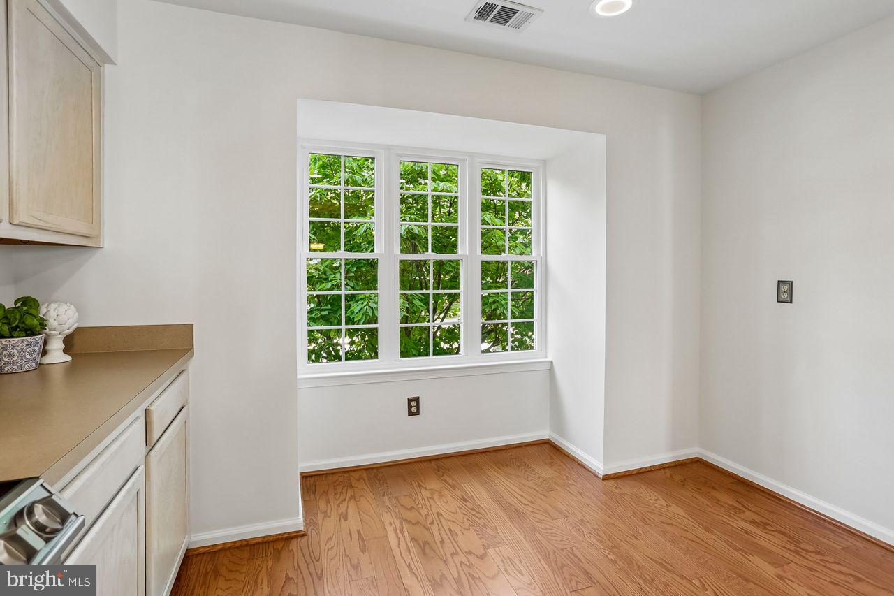 SYCAMORE MEWS - Residential