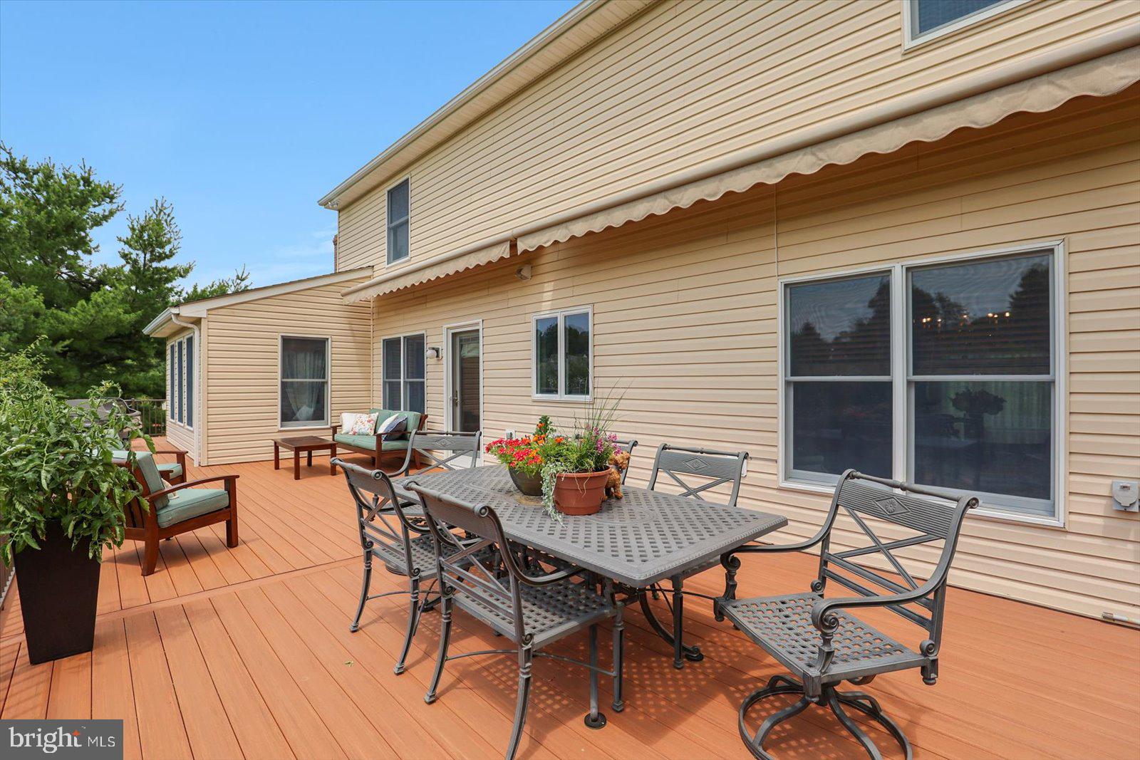 STONE RIDGE EAST - Residential