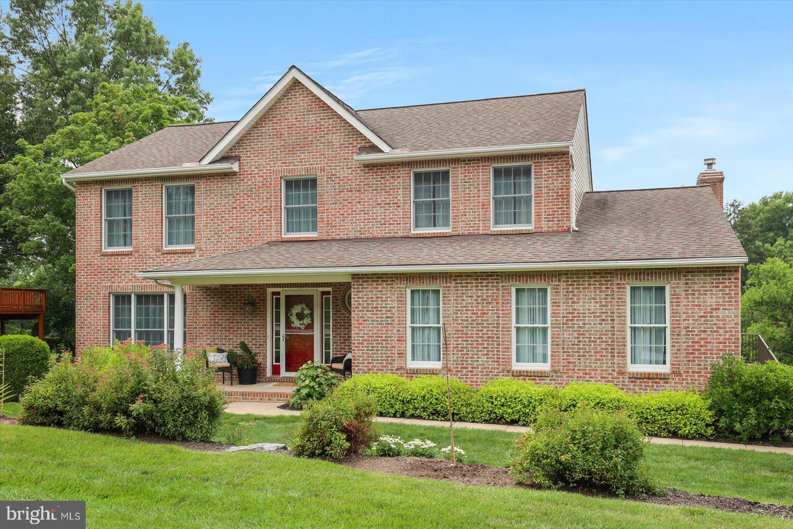 STONE RIDGE EAST - Residential