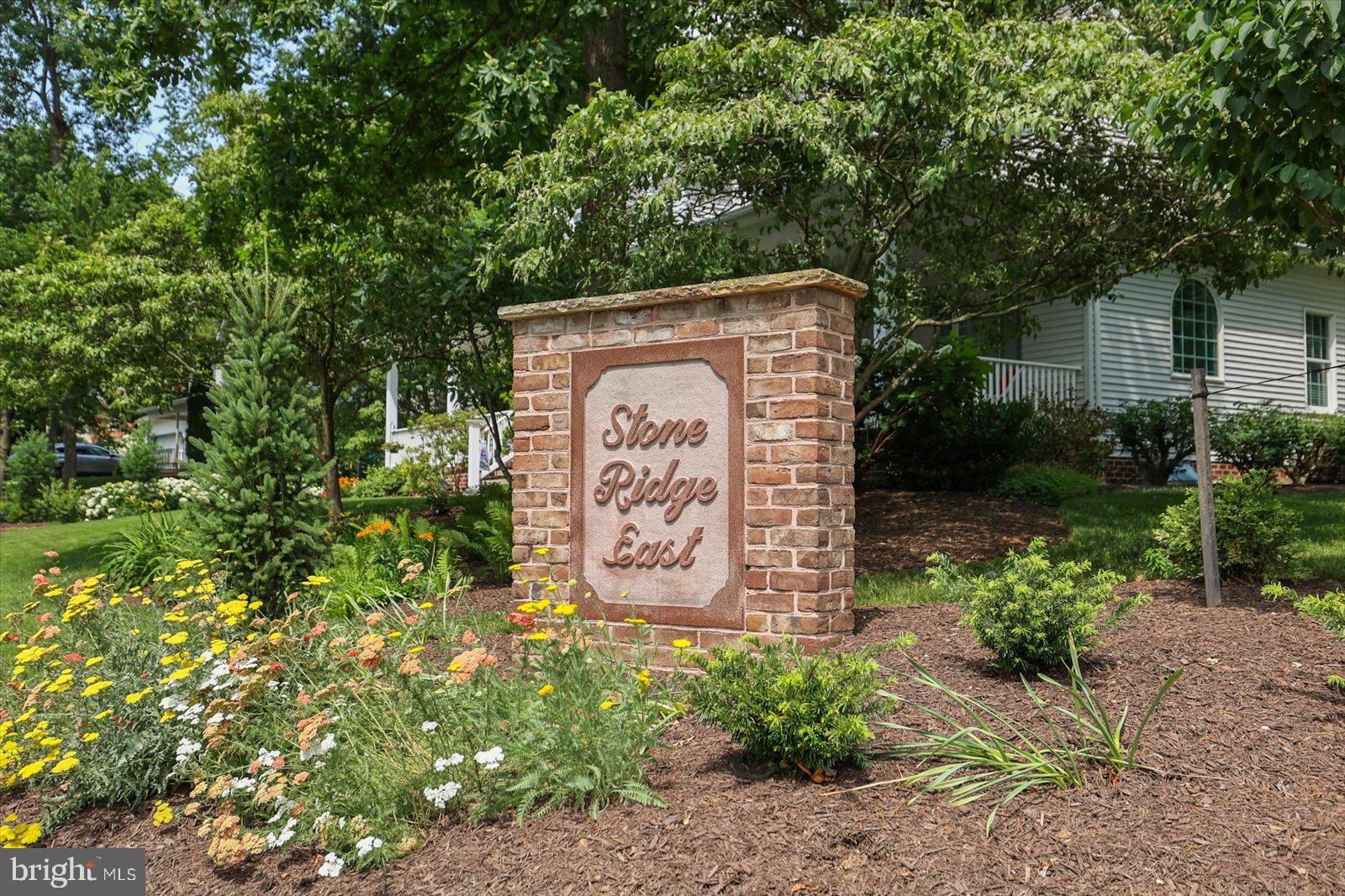 STONE RIDGE EAST - Residential