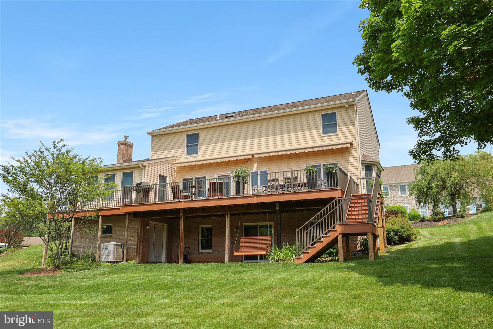 STONE RIDGE EAST - Residential