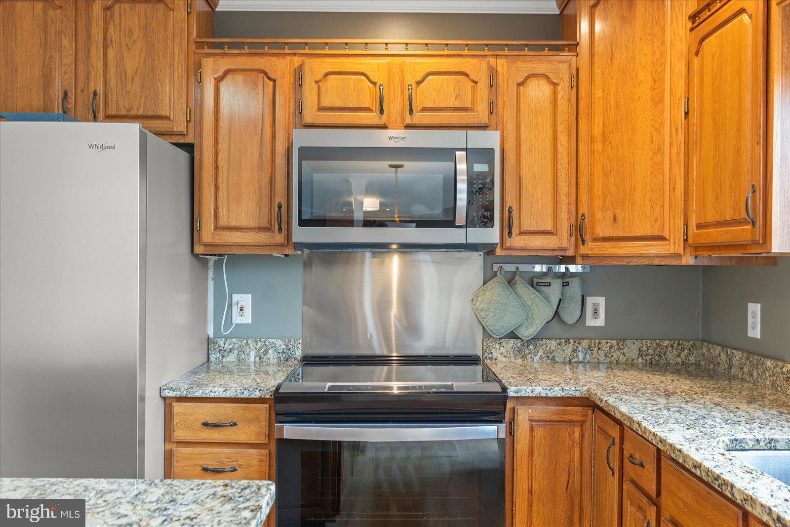 STONE RIDGE EAST - Residential