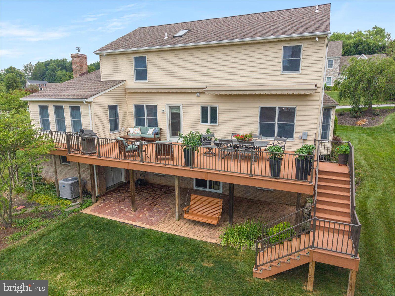 STONE RIDGE EAST - Residential