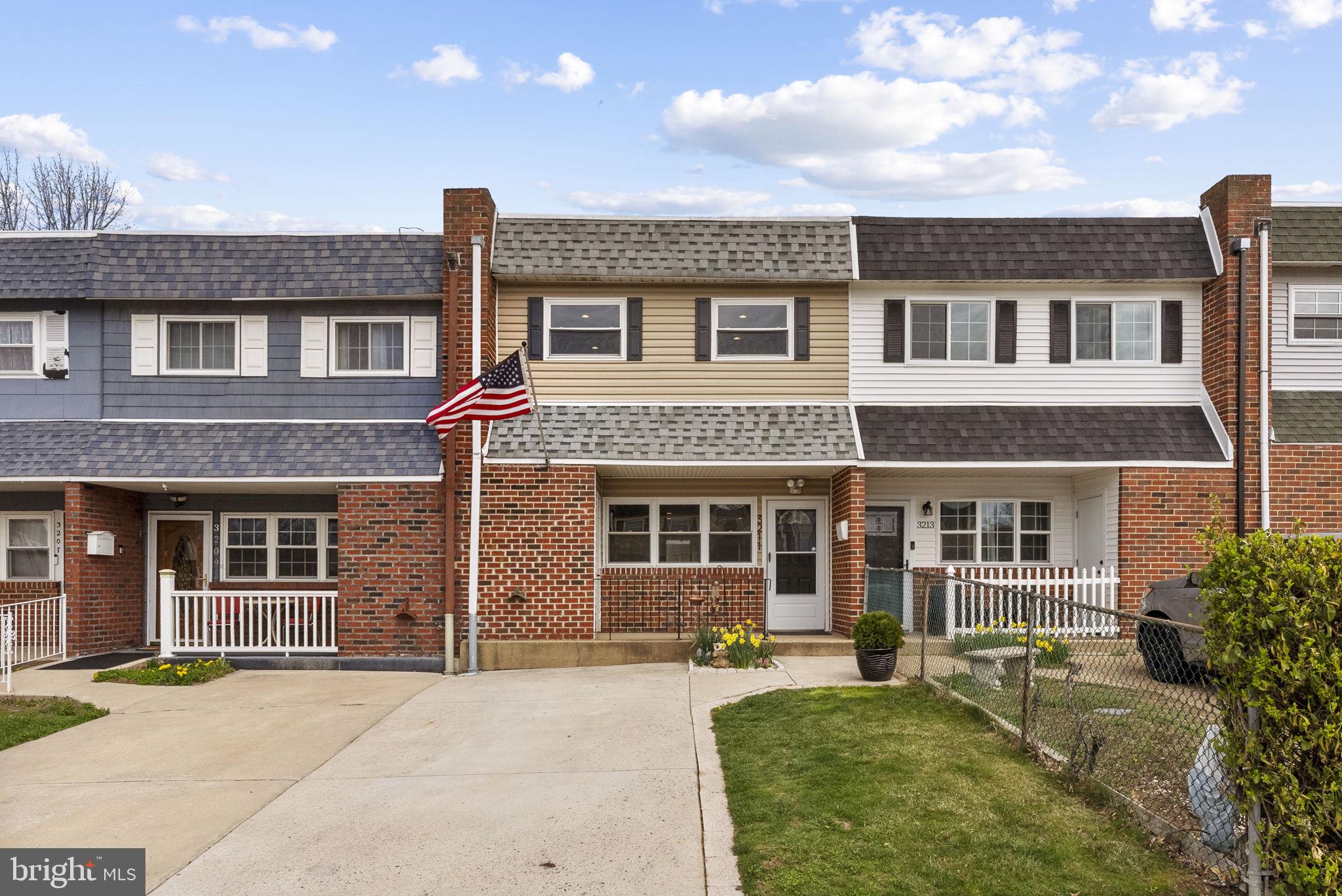 Welcome to this stunningly updated home, perfectly situated in the sought-after Parkwood neighborhood! This move-in-ready gem features a brand-new kitchen with modern finishes, new flooring throughout, and an abundance of natural light that enhances the spacious layout. The large bedrooms provide comfort and versatility, while the expansive backyard—complete with a storage shed—offers endless possibilities for outdoor enjoyment. Plus, the private driveway ensures convenient parking. Professional pictures coming soon!