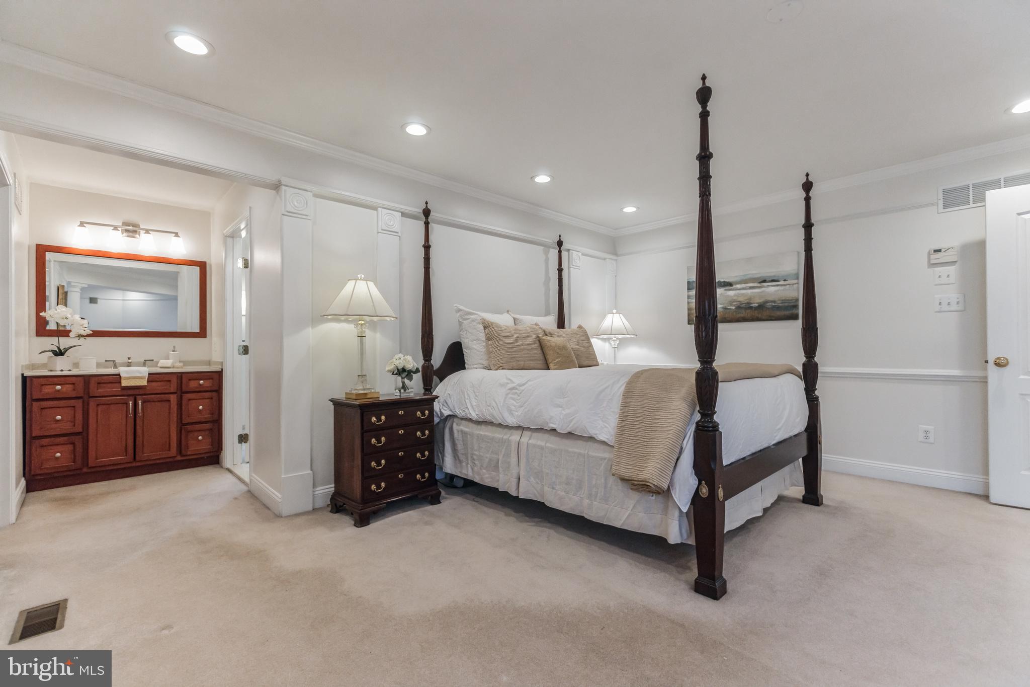 VALLEY FORGE WOODS - Residential