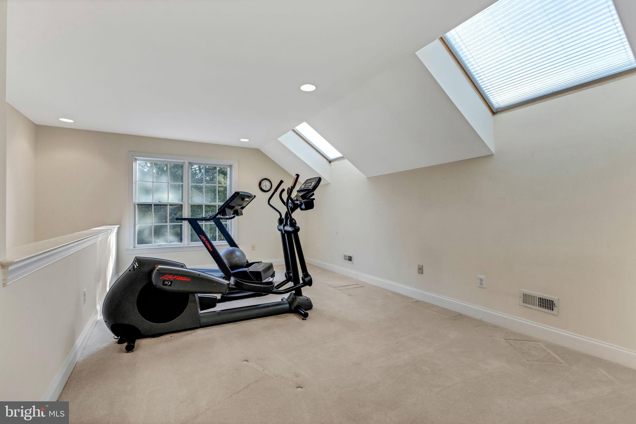VALLEY FORGE WOODS - Residential