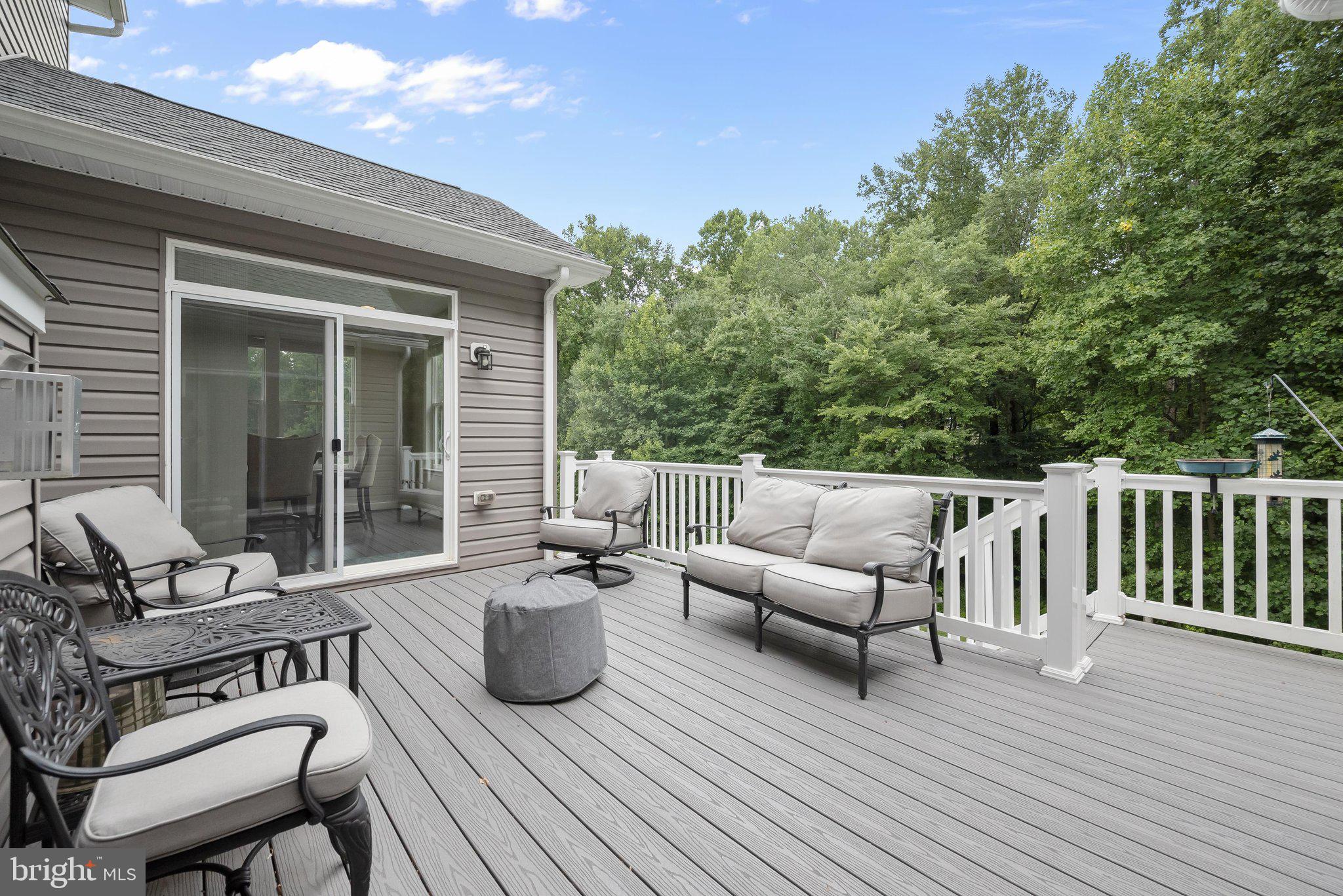 TRIADELPHIA WOODS - Residential