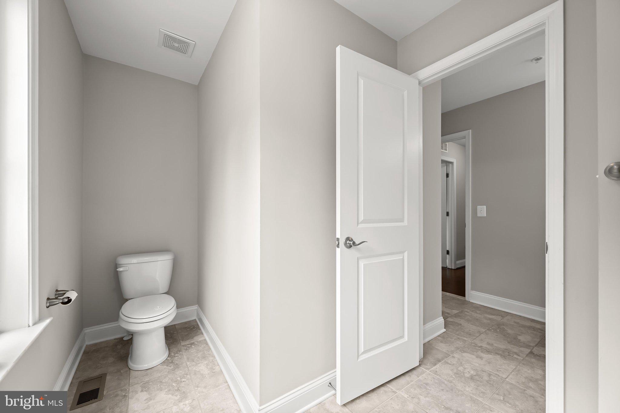 TRIADELPHIA WOODS - Residential