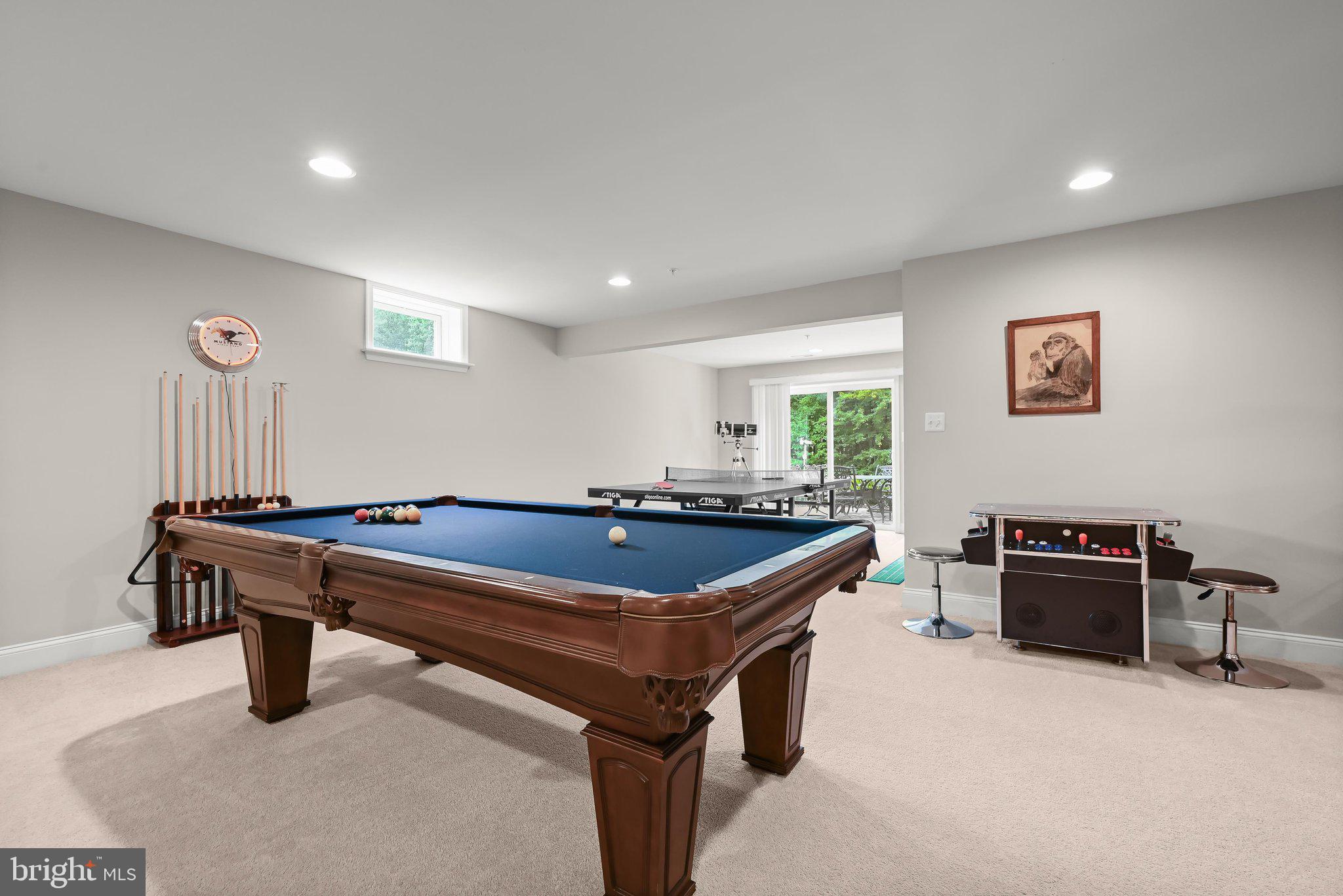 TRIADELPHIA WOODS - Residential