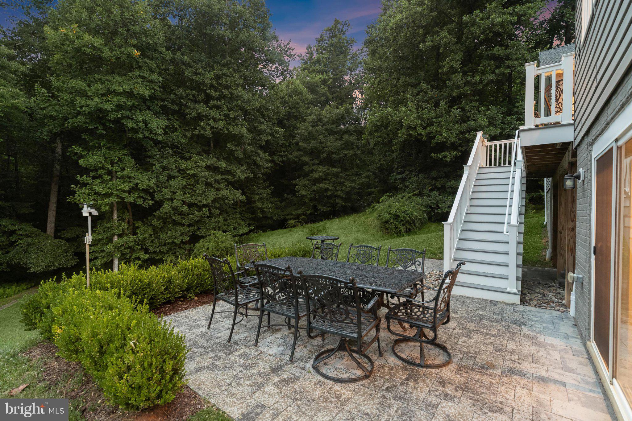 TRIADELPHIA WOODS - Residential