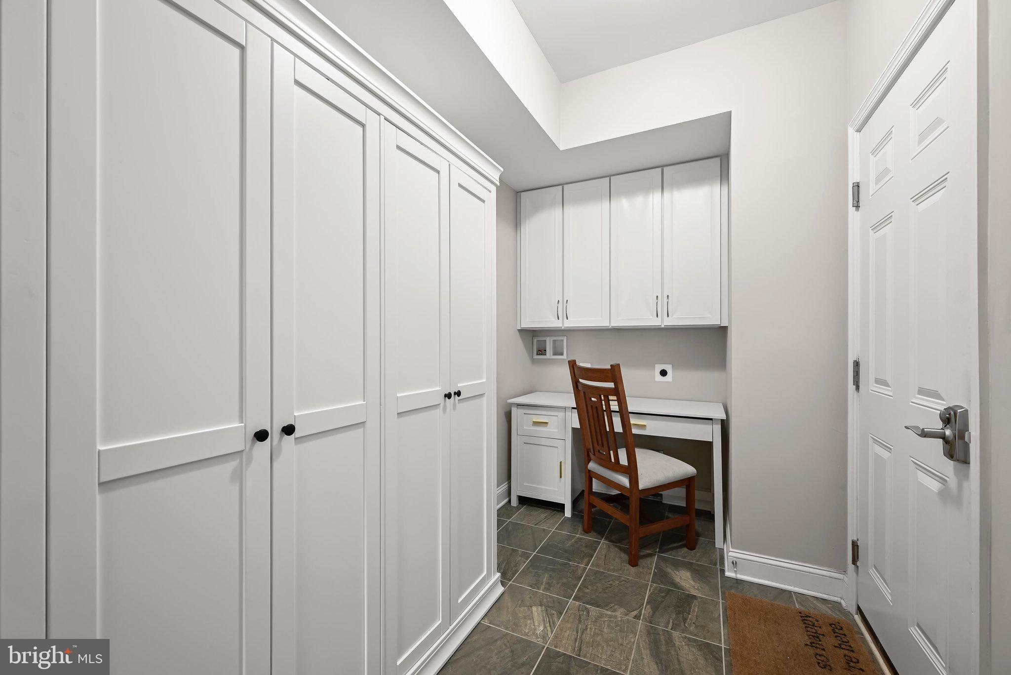 TRIADELPHIA WOODS - Residential