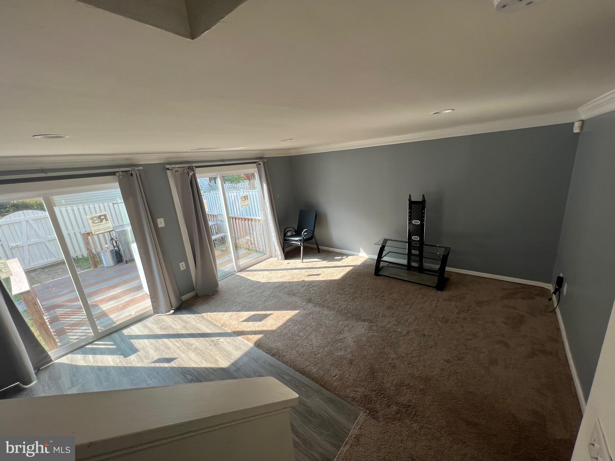 WELLINGTON/CLOVERHILL - Residential