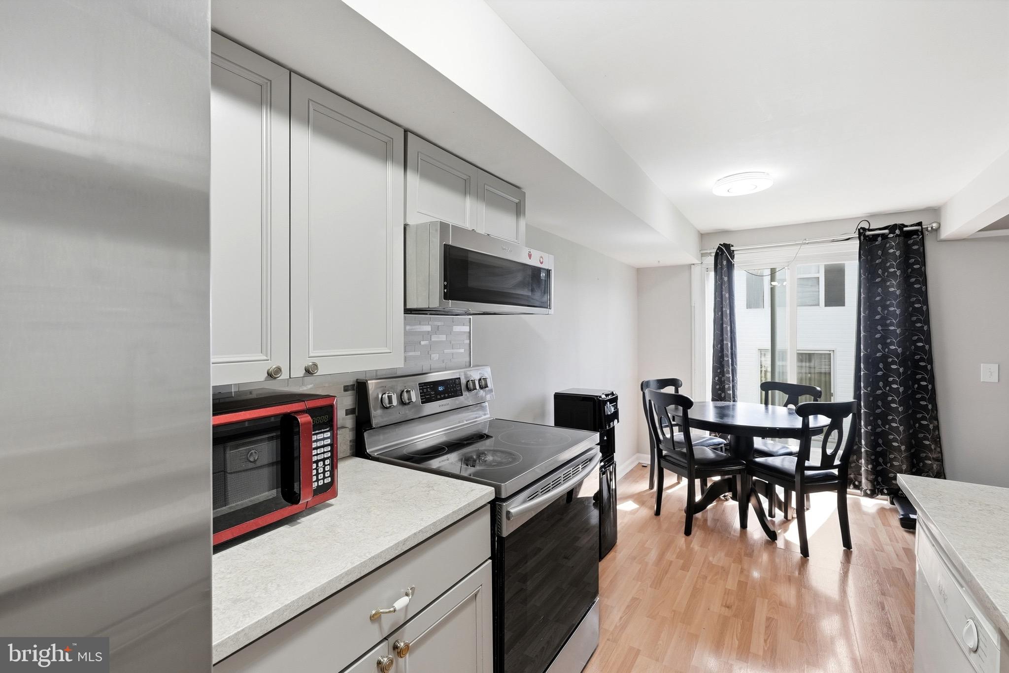 BROOKSHIRE - Residential