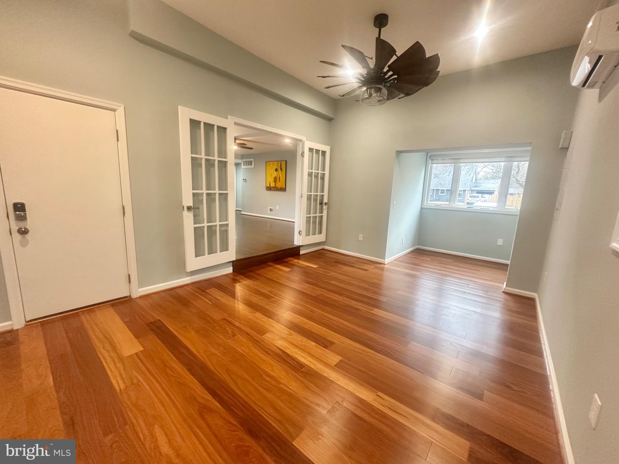 WOODLAWN TERRACE - Residential