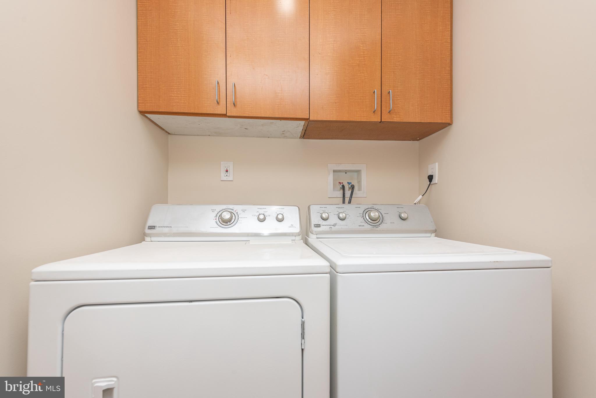 WINDSOR HILLS - Residential