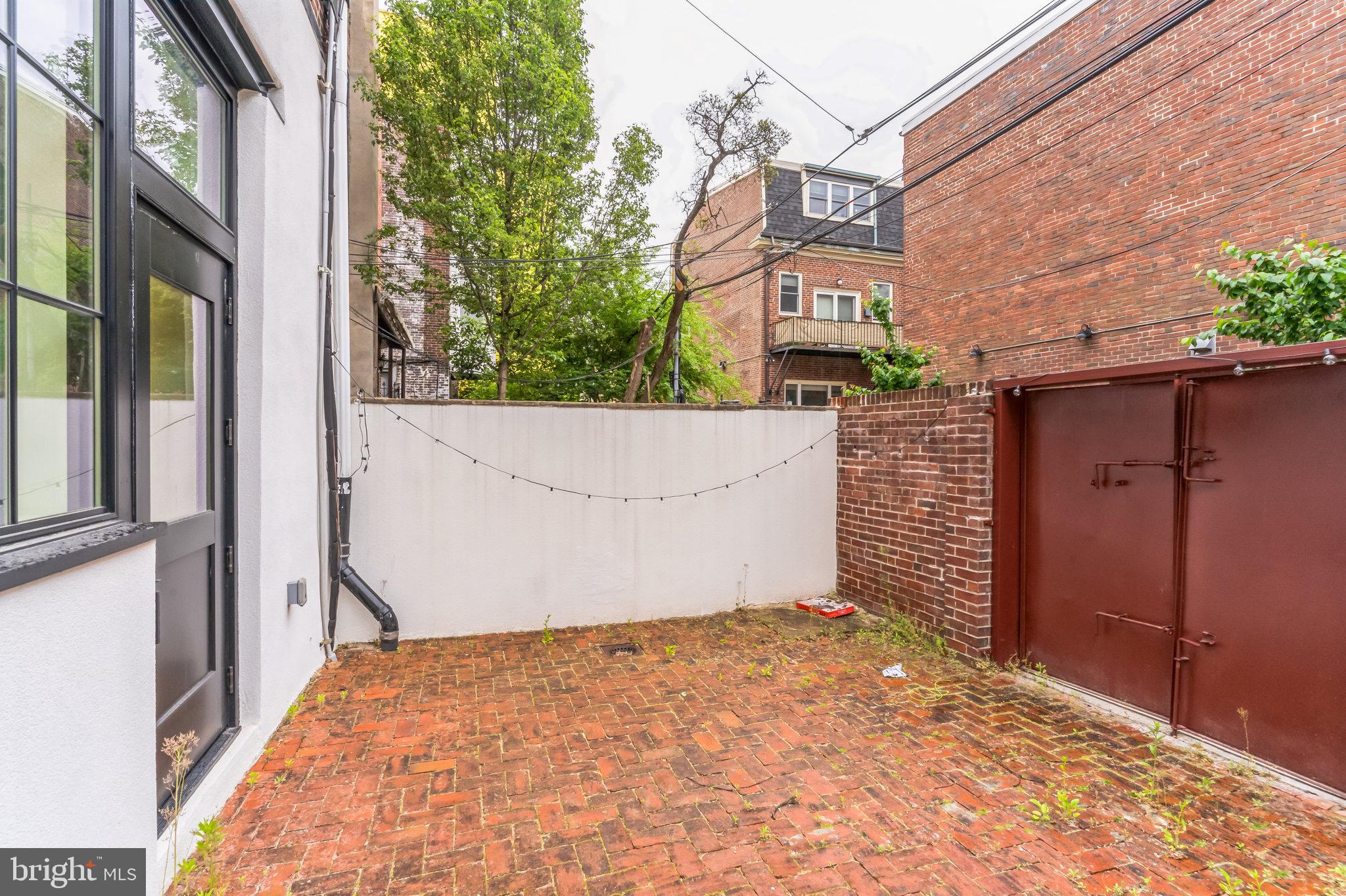 WASHINGTON SQ WEST - Commercial Sale