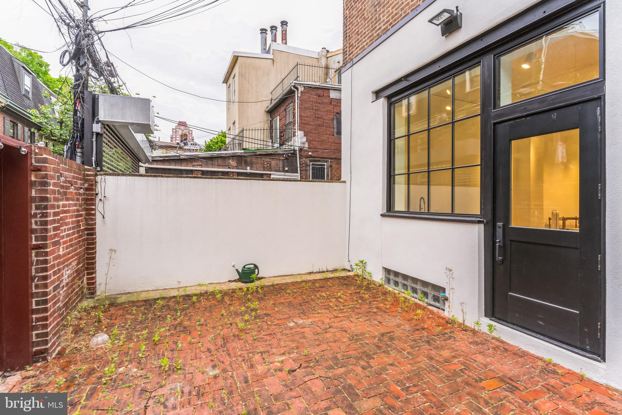 WASHINGTON SQ WEST - Commercial Sale